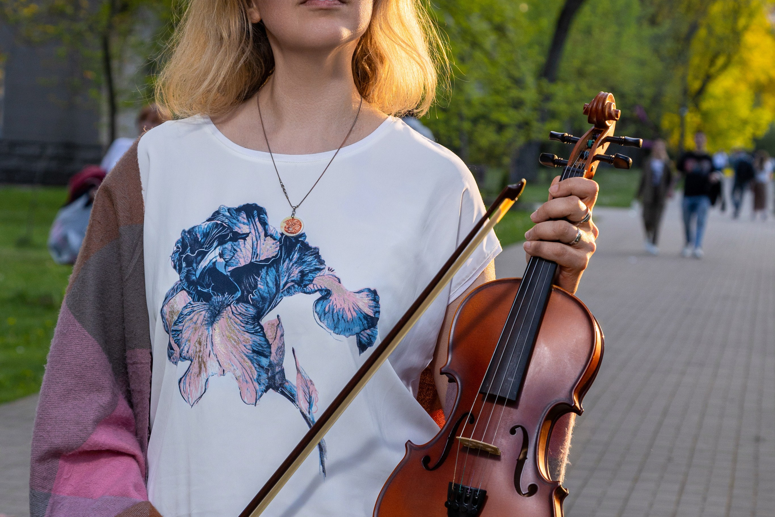 Алеся с дочками. Профессиональный интерьерный и репортажный фотограф Минск и РБ. Максим Орлов