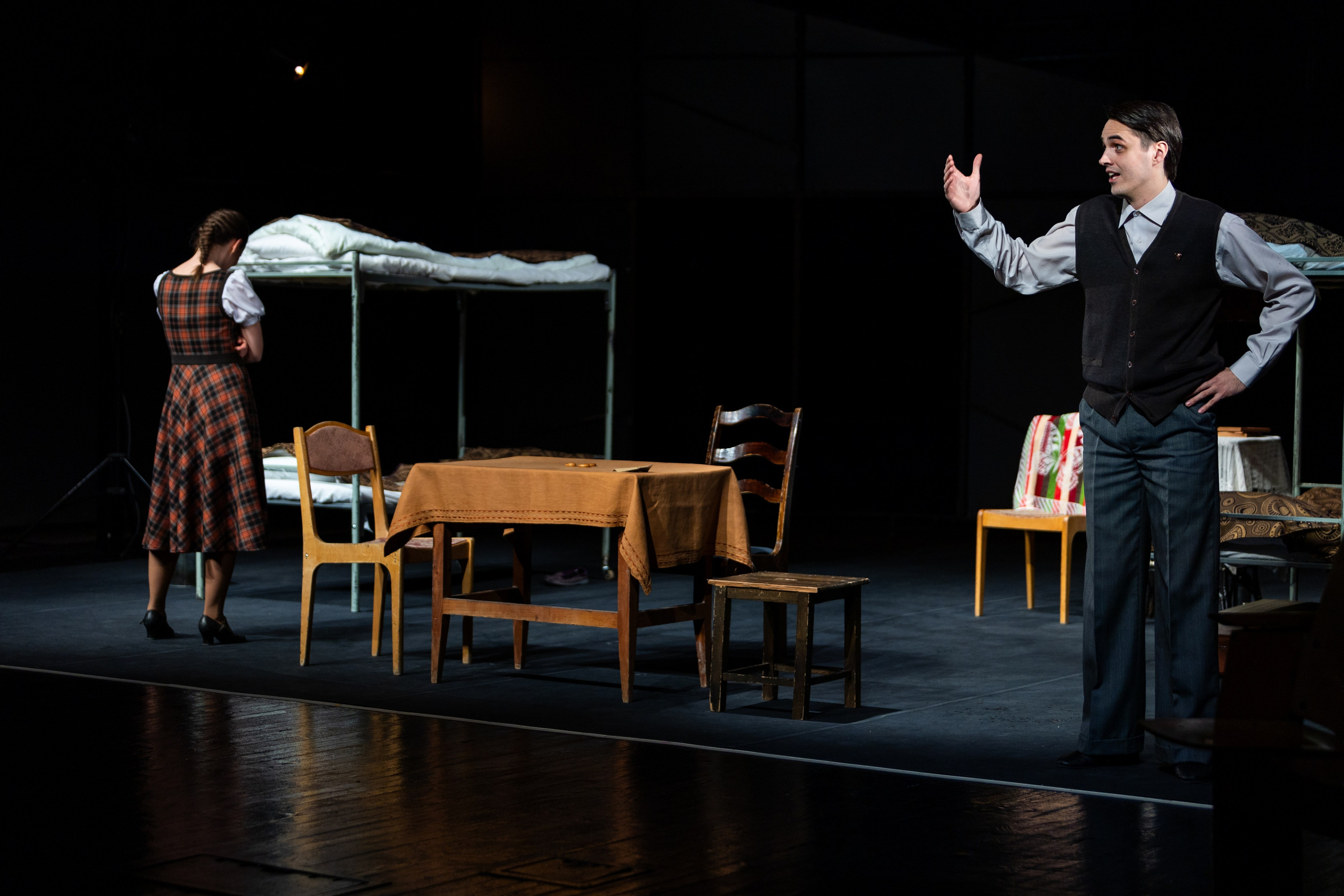 Новый театр «Фабричная девчонка». Профессиональный интерьерный и репортажный фотограф Минск и РБ. Максим Орлов