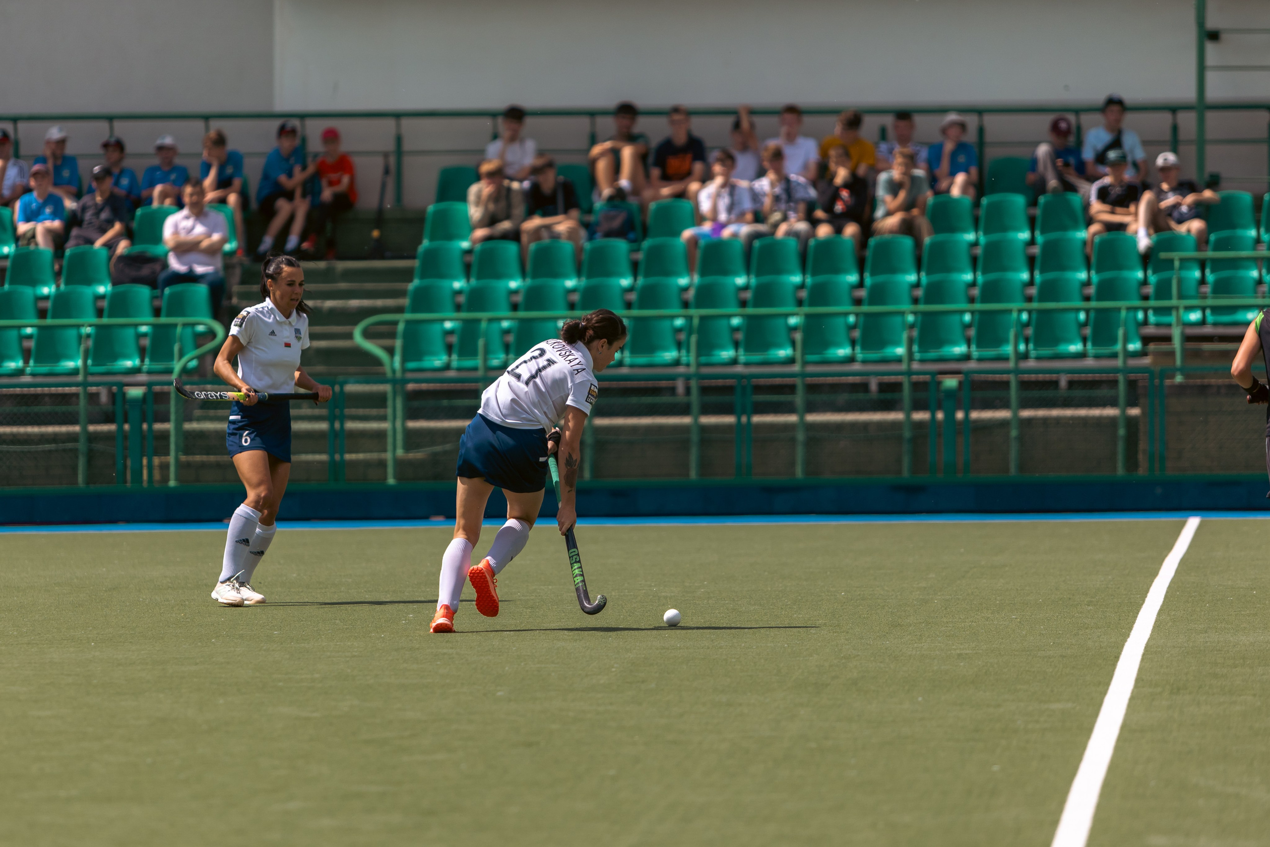 Хоккей на траве. Девушки. Минск — Текстильщик 29.052024. Профессиональный интерьерный и репортажный фотограф Минск и РБ. Максим Орлов