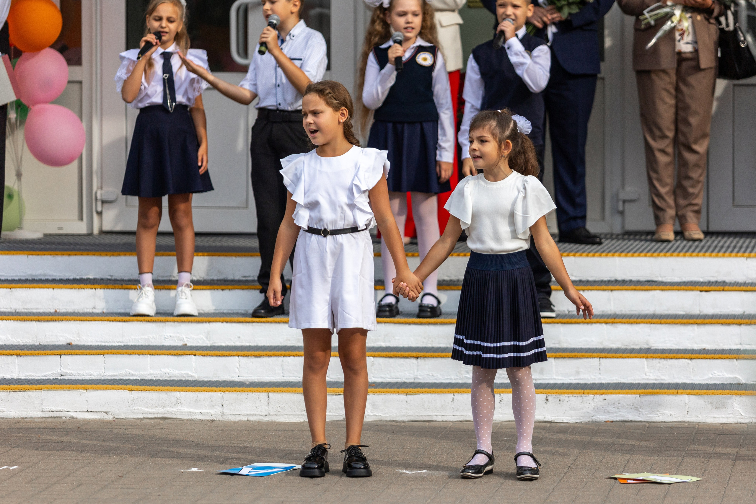 Линейка 1-го сентября. Профессиональный интерьерный и репортажный фотограф Минск и РБ. Максим Орлов