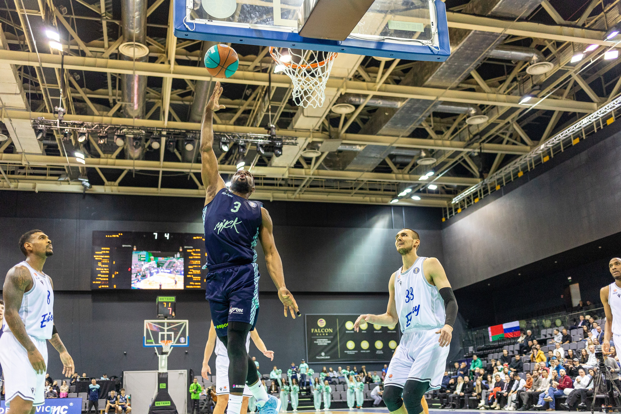 Баскетбол. Лучшие кадры. Минск — Енисей. 11.12.2023. Профессиональный интерьерный и репортажный фотограф Минск и РБ. Максим Орлов