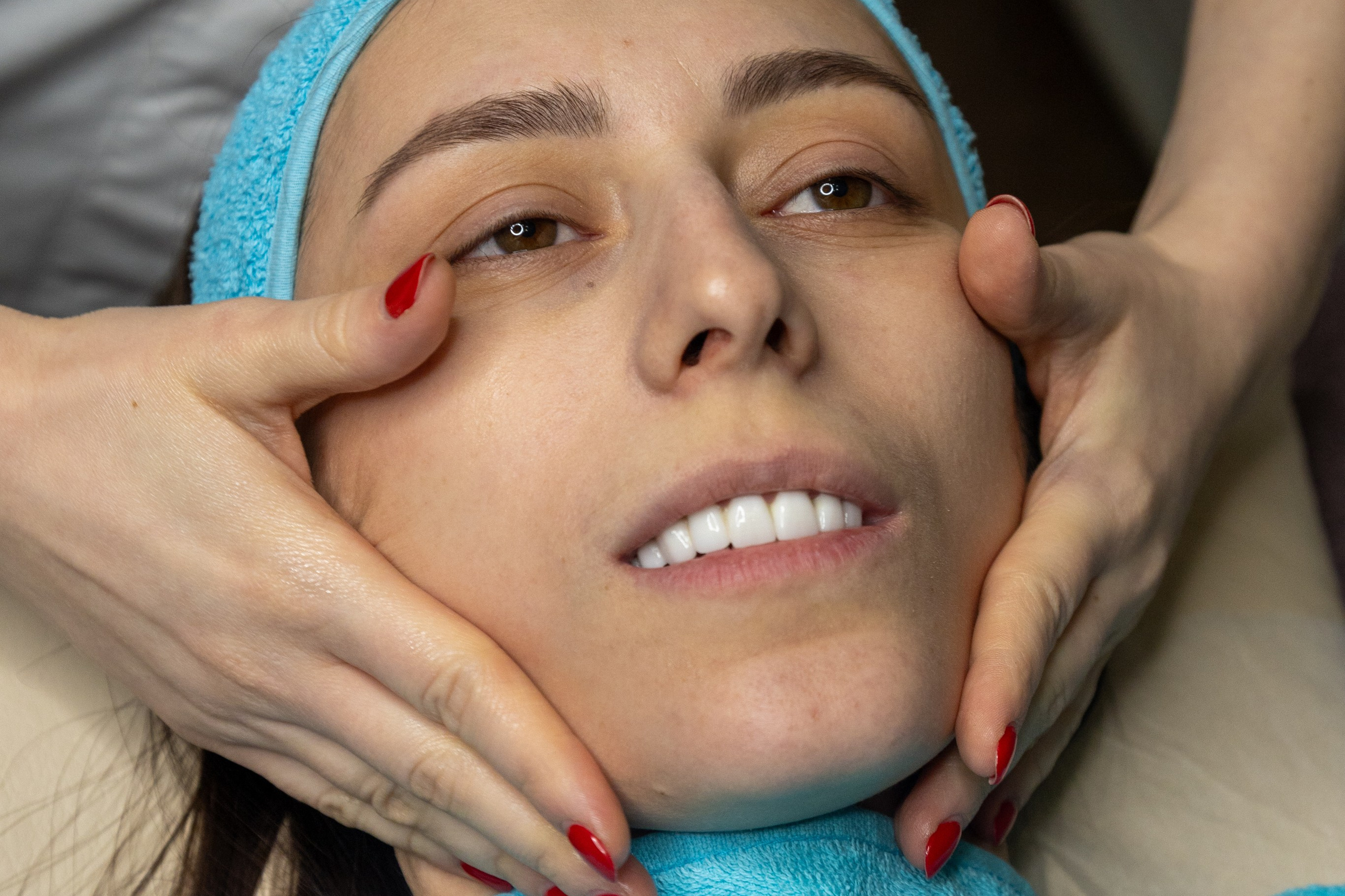 Реклама салона красоты «Манго». Профессиональный интерьерный и репортажный фотограф Минск и РБ. Максим Орлов