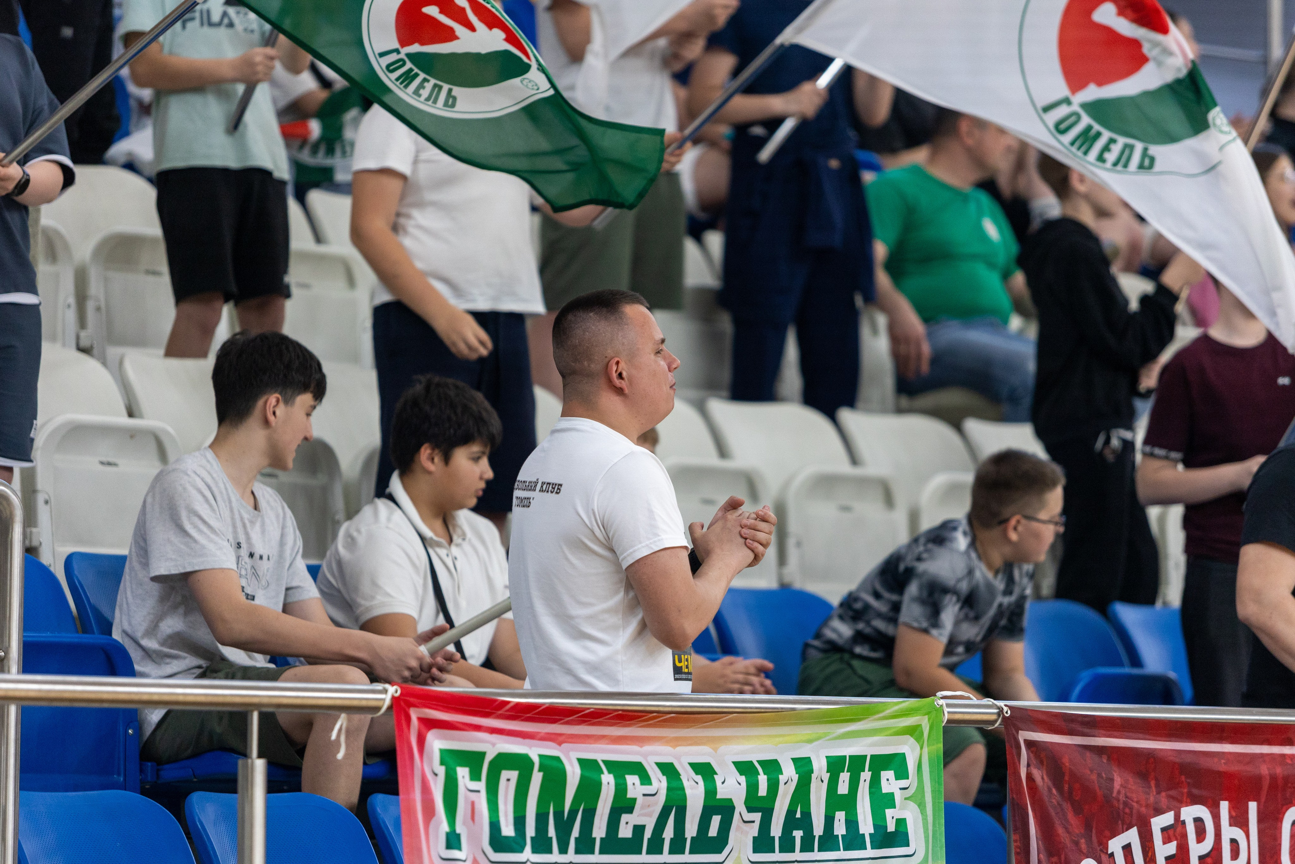 Гандбол. Финал. БНТУ — Гомель. 25.05.2024. Профессиональный интерьерный и репортажный фотограф Минск и РБ. Максим Орлов