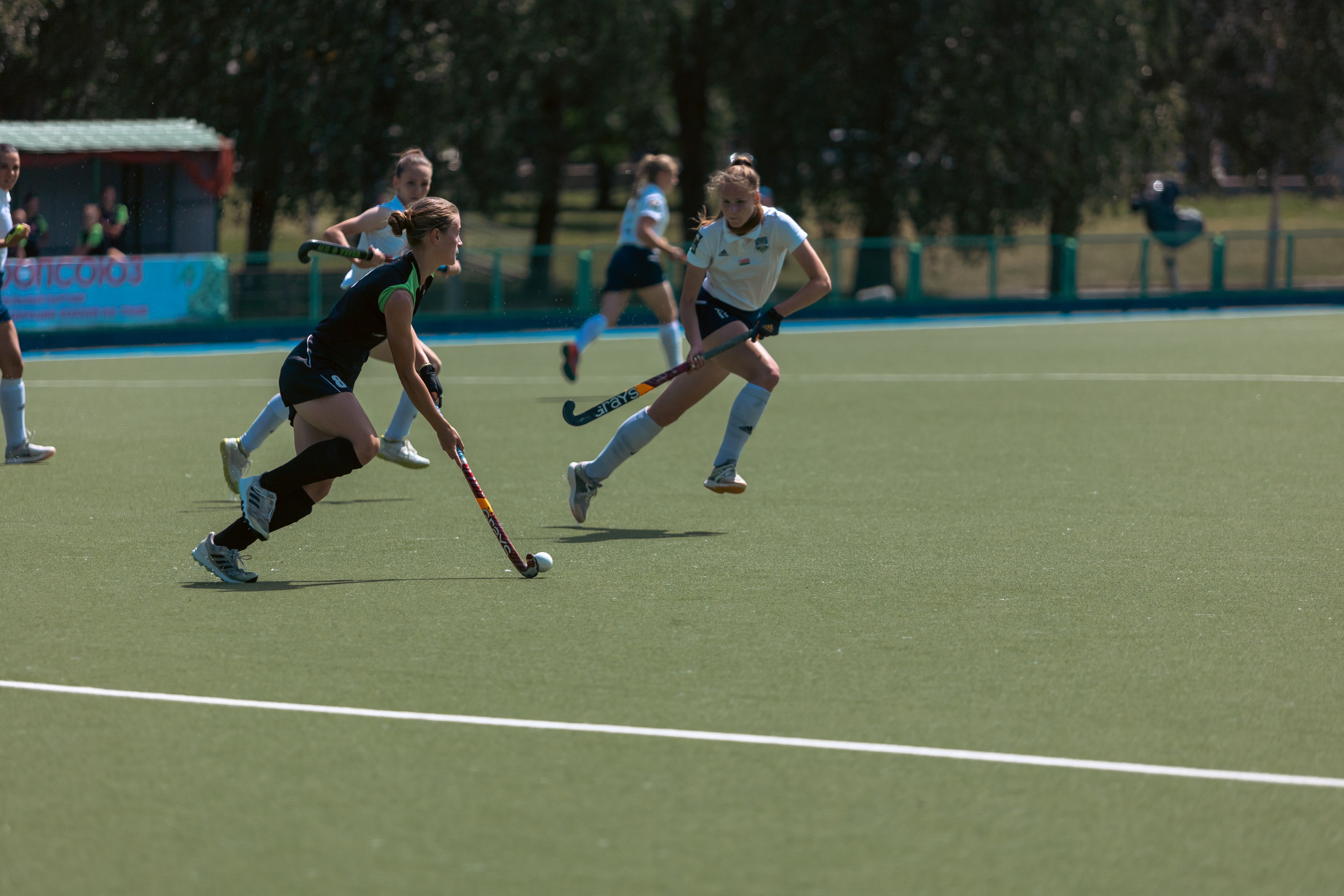 Хоккей на траве. Девушки. Минск — Текстильщик 29.052024. Профессиональный интерьерный и репортажный фотограф Минск и РБ. Максим Орлов