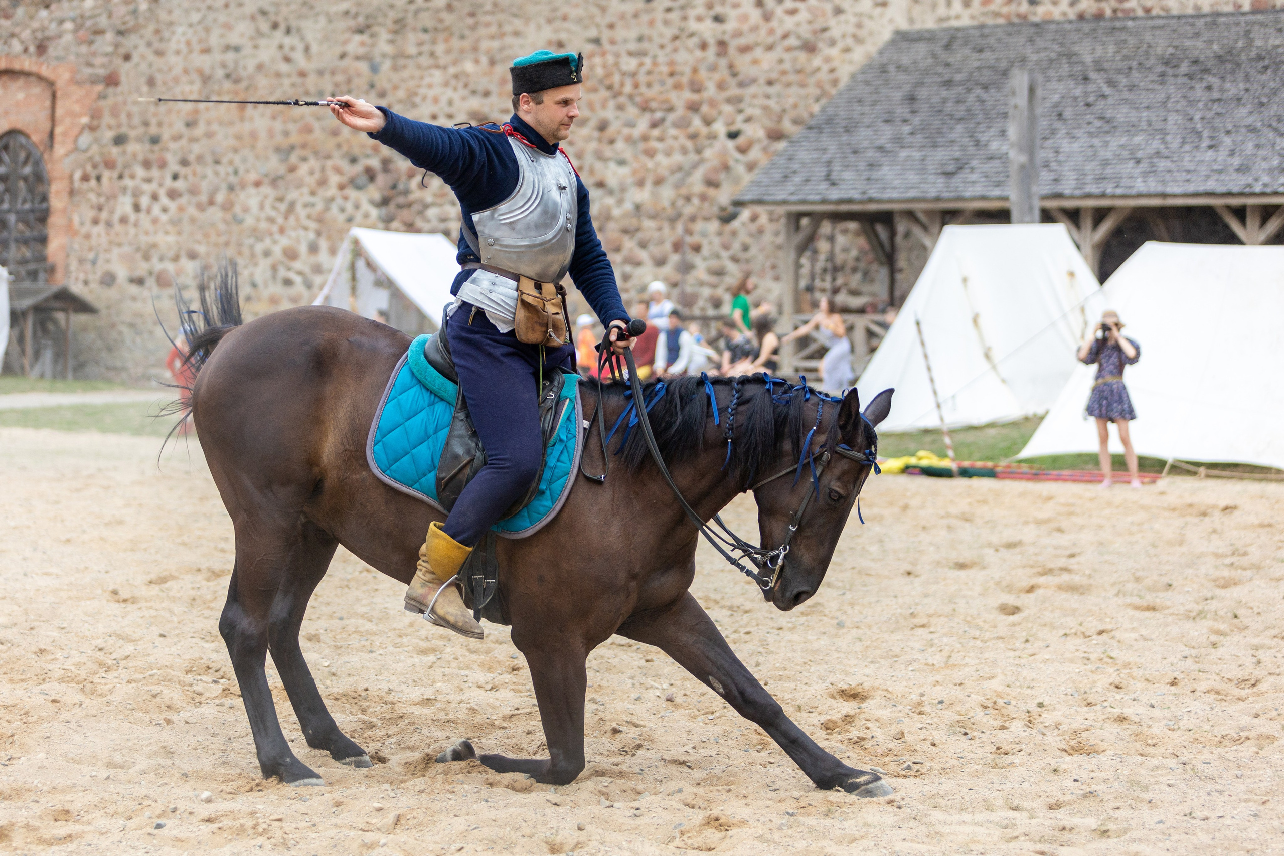 Выступление «Золотой шпоры» на празднике города Лиды. Профессиональный интерьерный и репортажный фотограф Минск и РБ. Максим Орлов