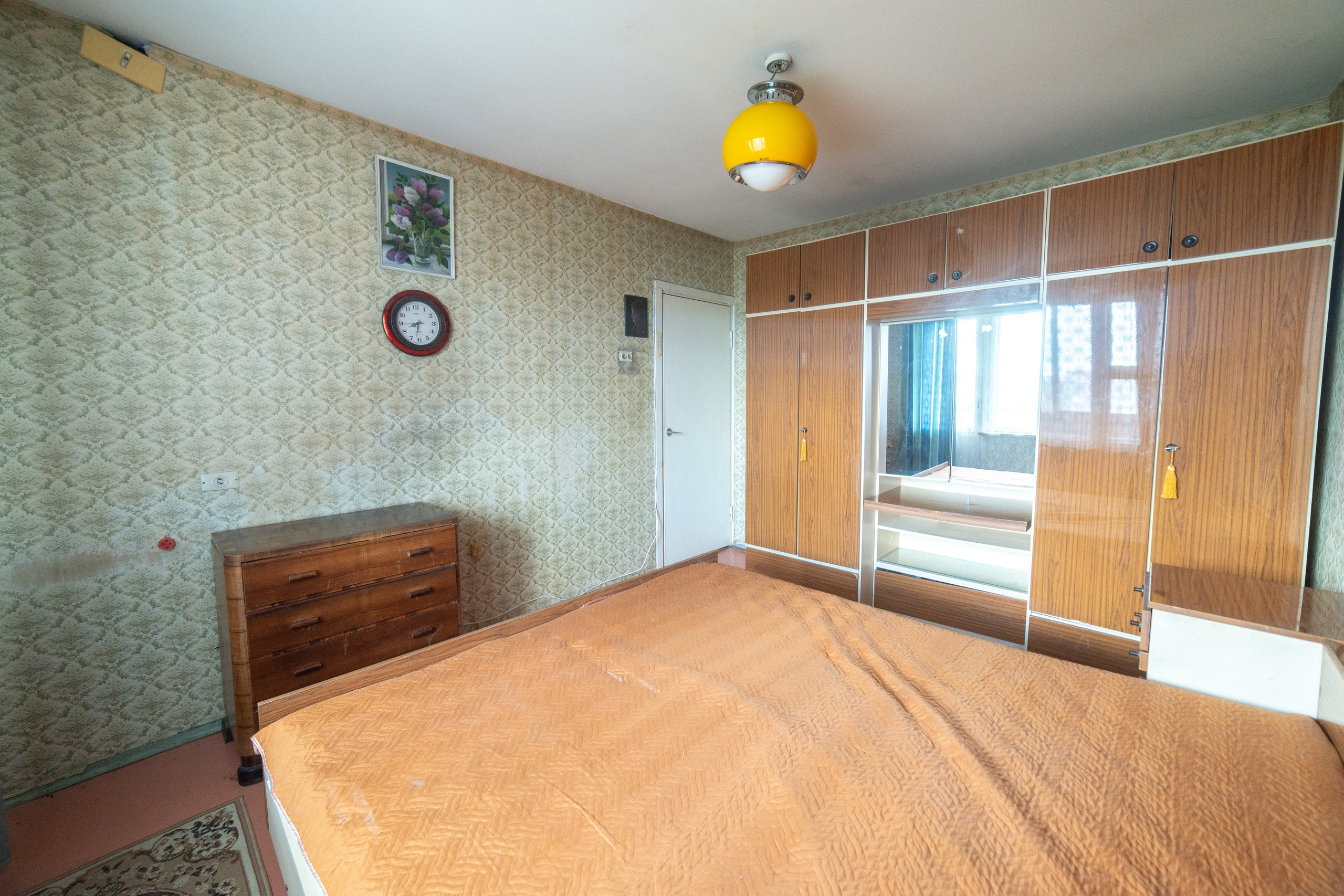 Пр. Газеты Звезда. Слабонервным не смотреть.Суперэконом вариант. Профессиональный интерьерный и репортажный фотограф Минск и РБ. Максим Орлов