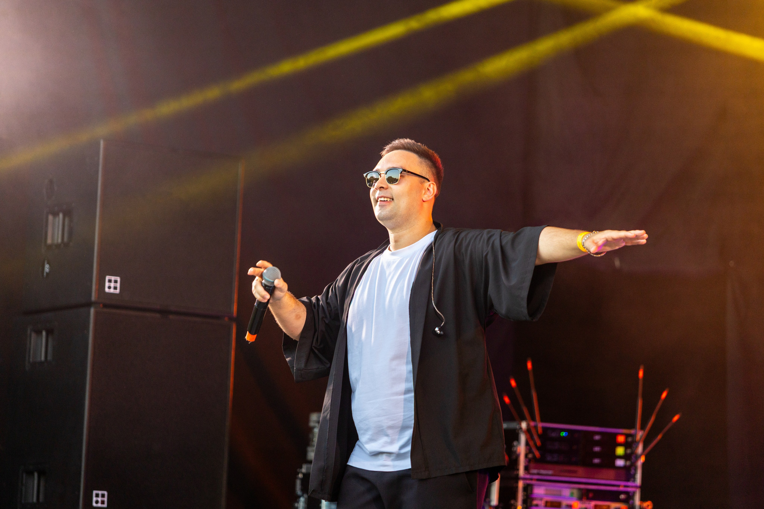 Дискохит. Профессиональный интерьерный и репортажный фотограф Минск и РБ. Максим Орлов