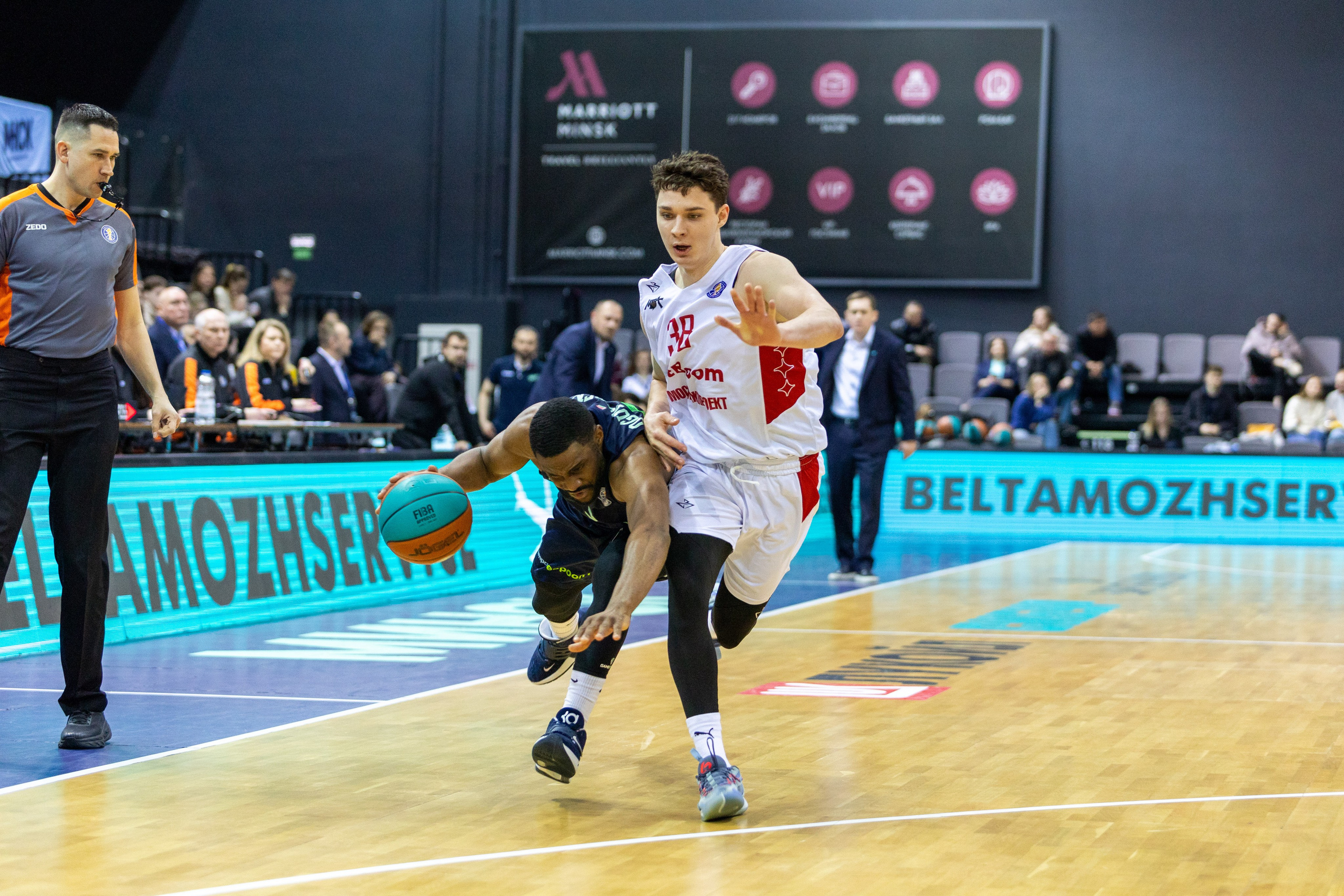 Баскетбол. Минск — MBA. 09.03.2024. Профессиональный интерьерный и репортажный фотограф Минск и РБ. Максим Орлов