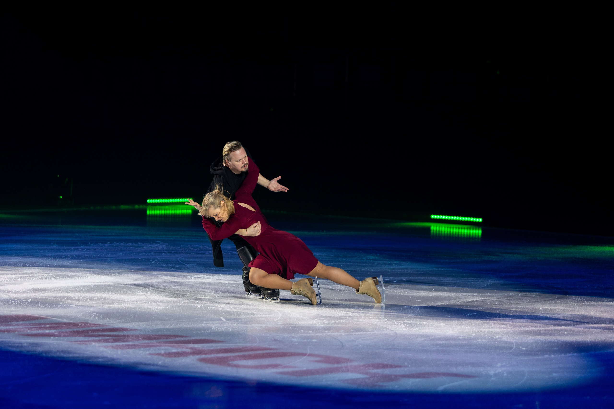 Ледовое шоу Ильи Авербуха 30.03.2024. Профессиональный интерьерный и репортажный фотограф Минск и РБ. Максим Орлов