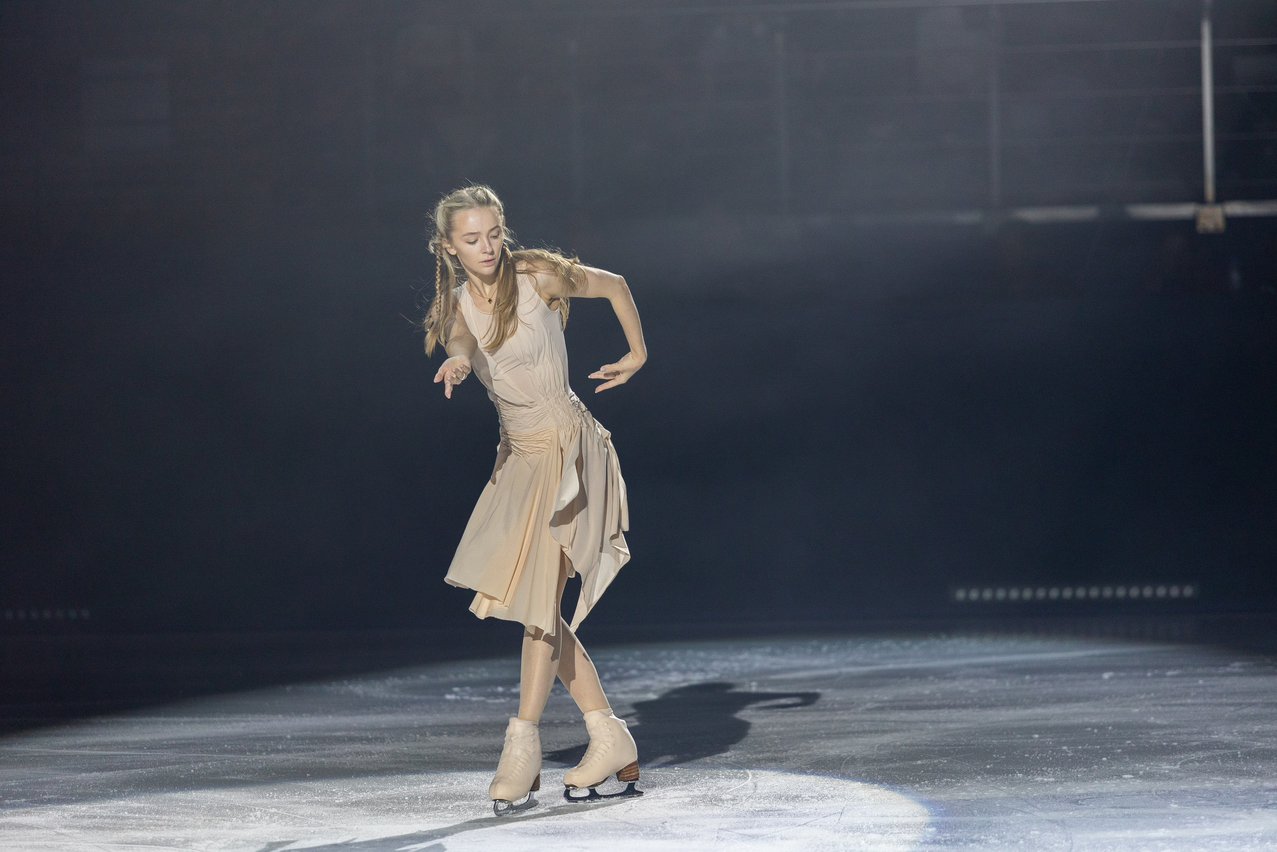 Ледовое шоу Ильи Авербуха 30.03.2024. Профессиональный интерьерный и репортажный фотограф Минск и РБ. Максим Орлов