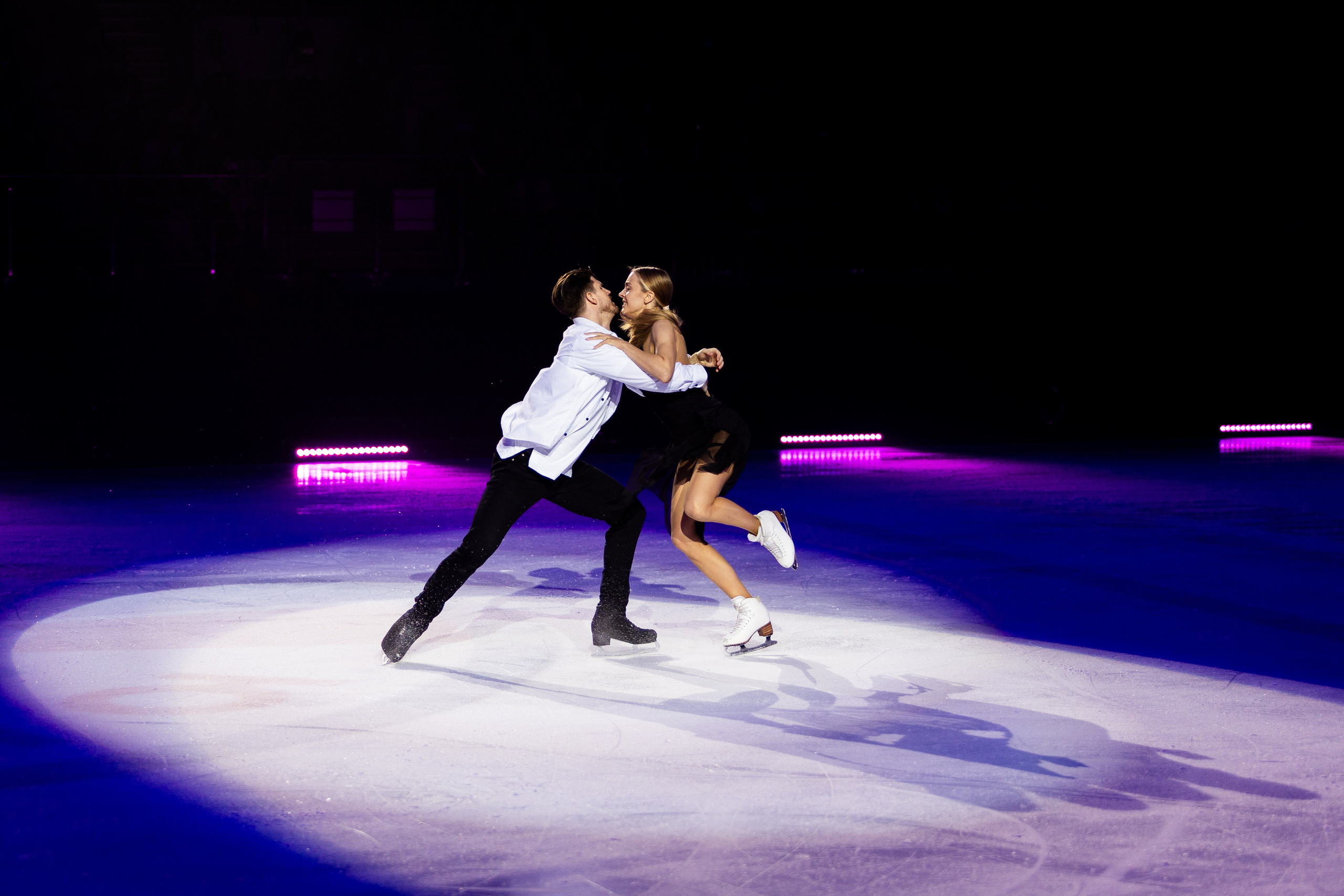 Ледовое шоу Ильи Авербуха 30.03.2024. Профессиональный интерьерный и репортажный фотограф Минск и РБ. Максим Орлов