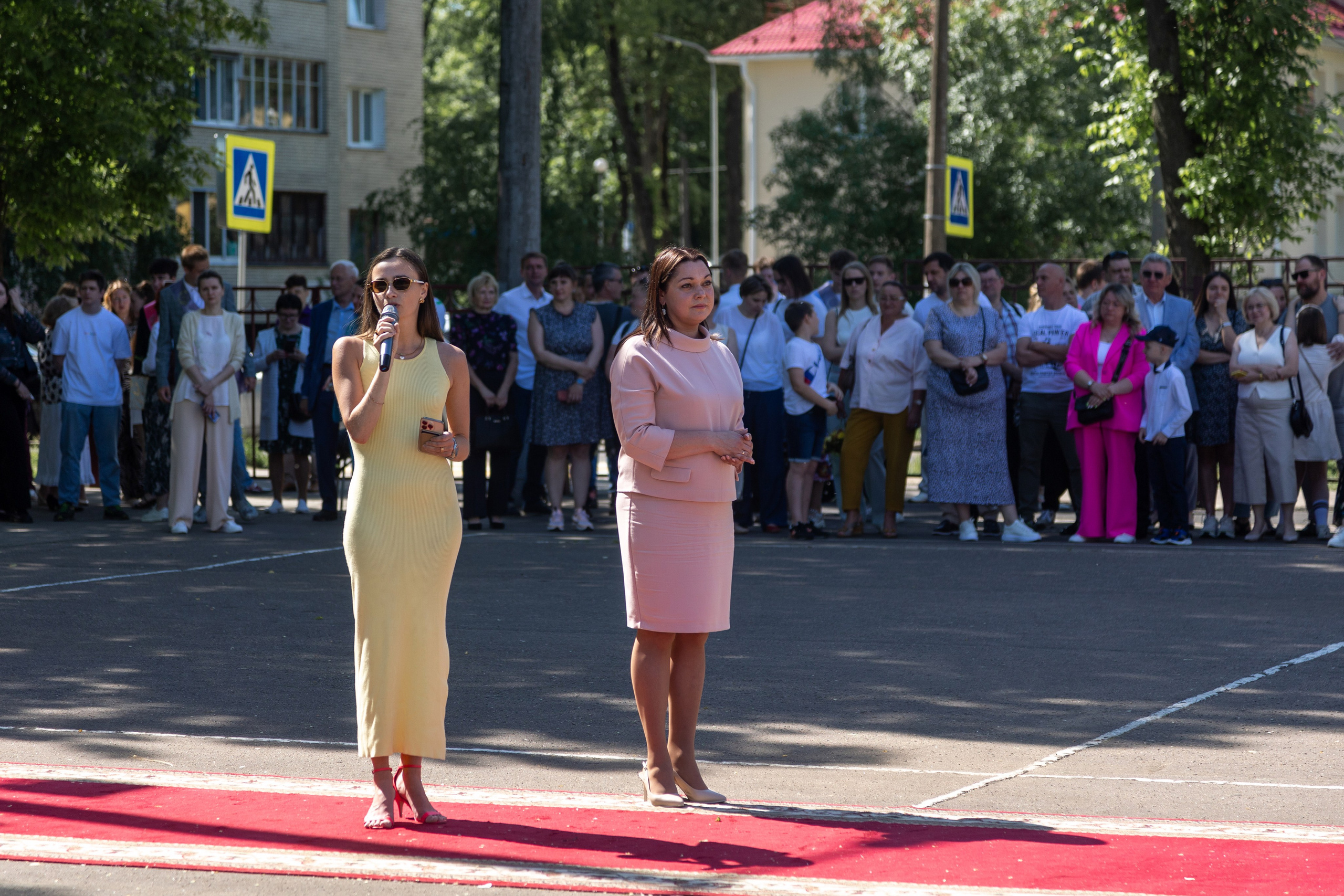 Школа 47. Последний звонок. Профессиональный интерьерный и репортажный фотограф Минск и РБ. Максим Орлов