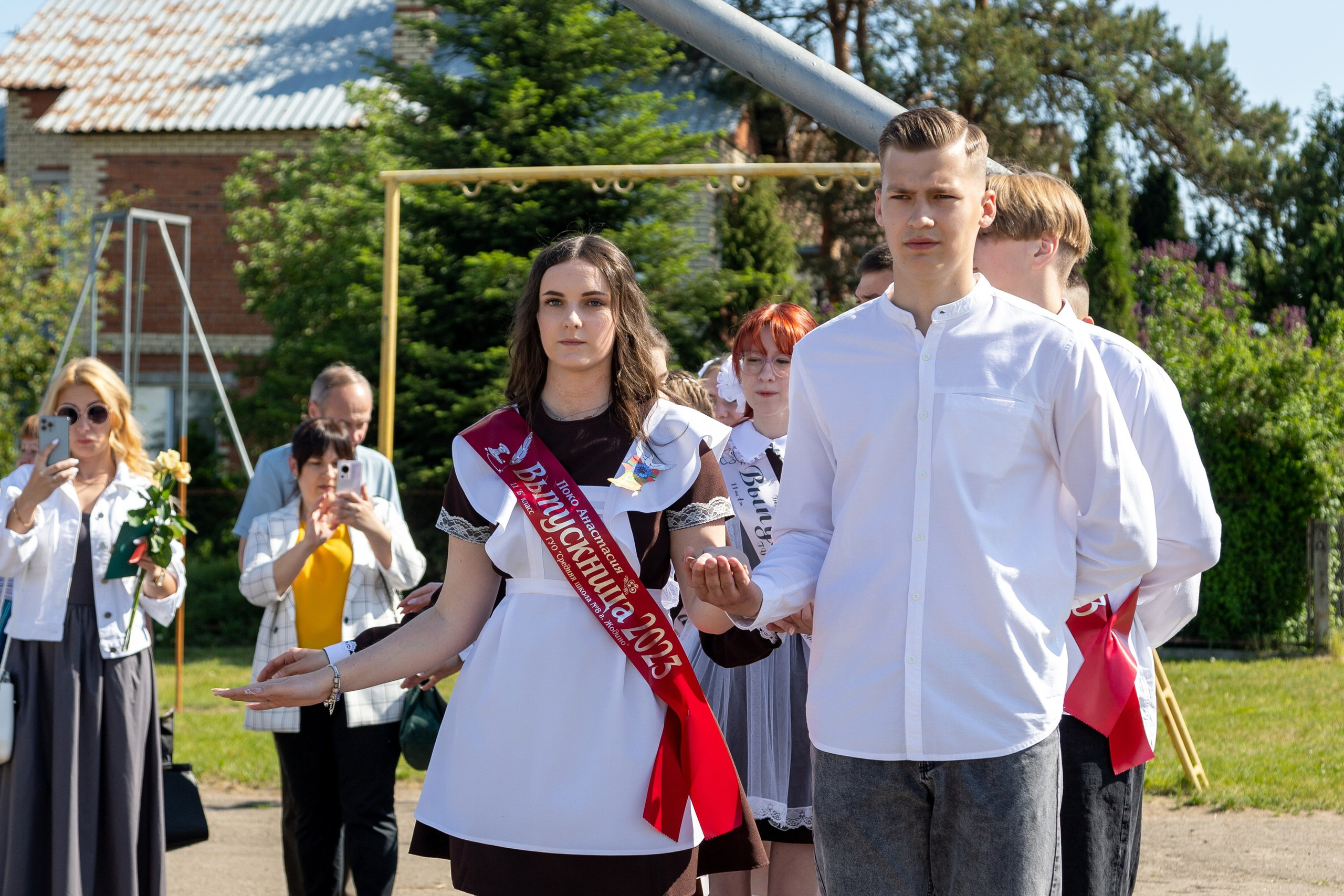 Выпускной в Жодино 2023. Профессиональный интерьерный и репортажный фотограф Минск и РБ. Максим Орлов