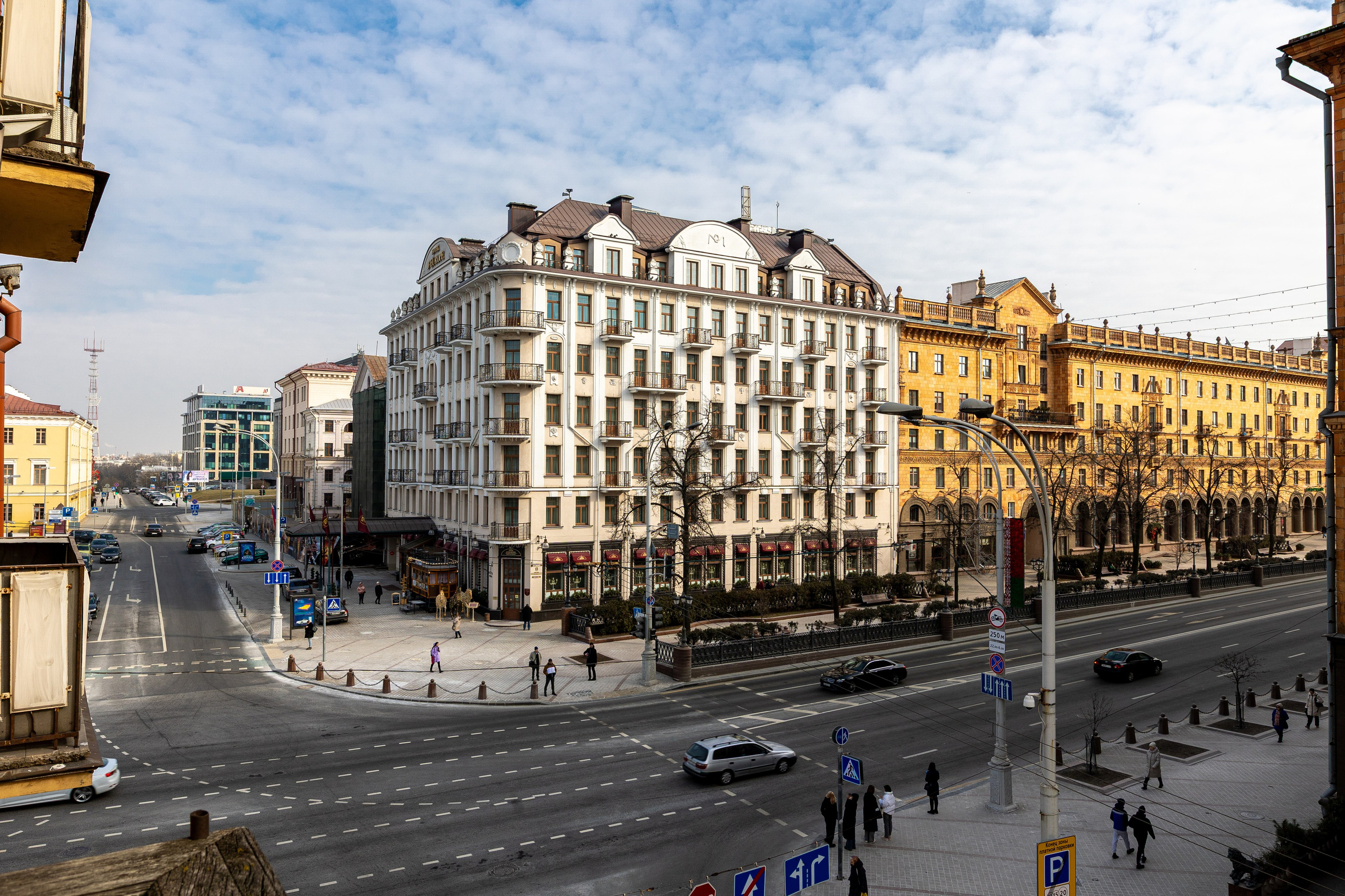 Интернациональная 17. Профессиональный интерьерный и репортажный фотограф Минск и РБ. Максим Орлов
