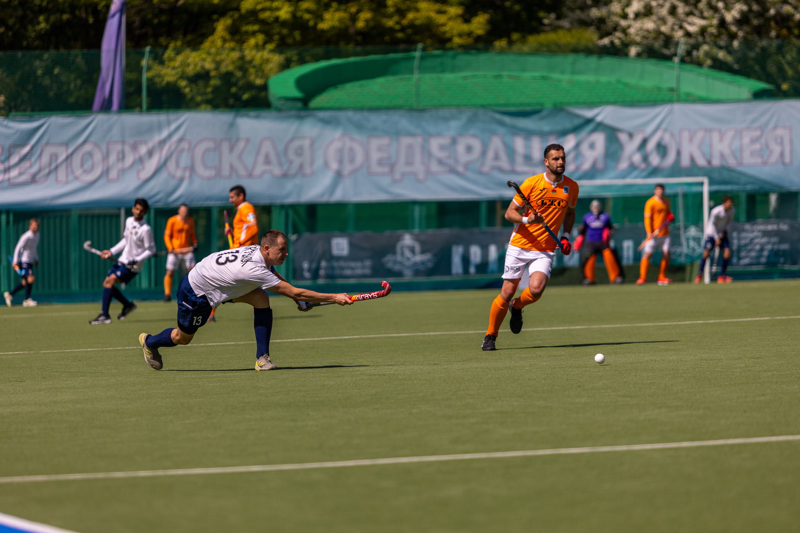 Хоккей на траве. ХК Минск — СК Строитель 12.05.2024. Профессиональный интерьерный и репортажный фотограф Минск и РБ. Максим Орлов