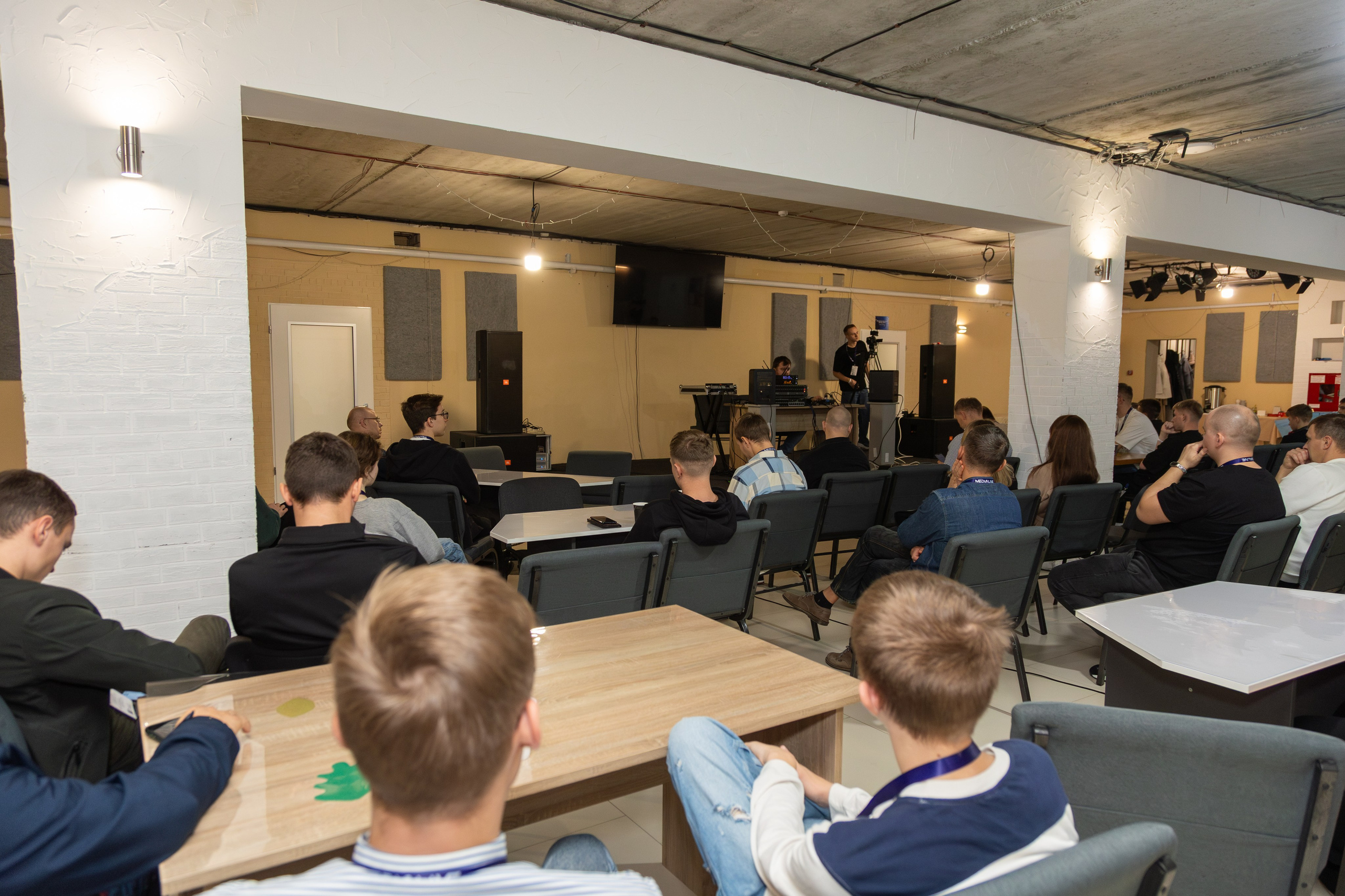 Конференция Medialive 2024. День третий. Профессиональный интерьерный и репортажный фотограф Минск и РБ. Максим Орлов