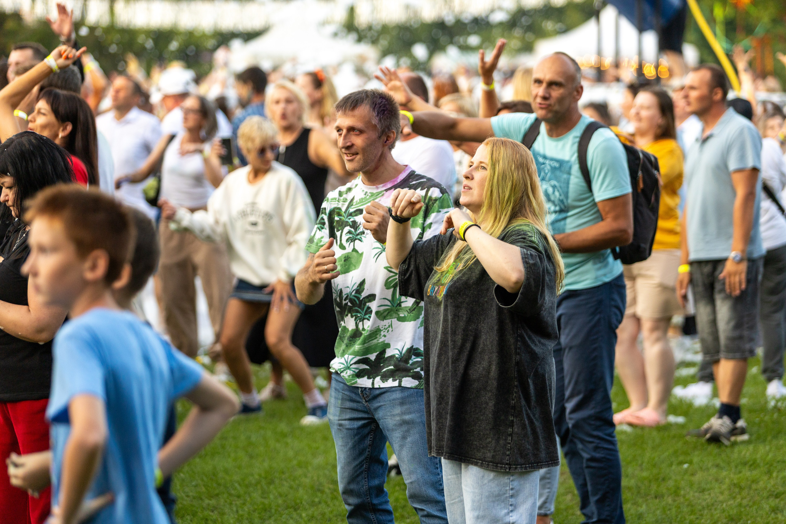 Дискохит. Профессиональный интерьерный и репортажный фотограф Минск и РБ. Максим Орлов