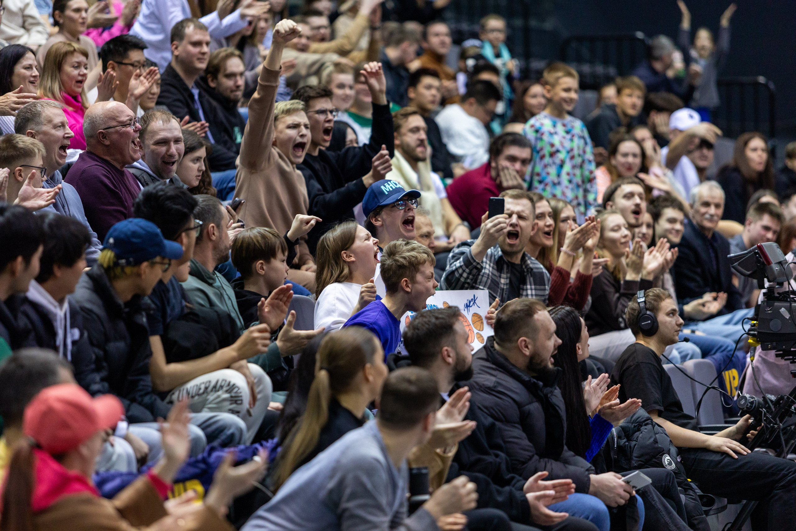 Баскетбол. Минск — MBA. 09.03.2024. Профессиональный интерьерный и репортажный фотограф Минск и РБ. Максим Орлов