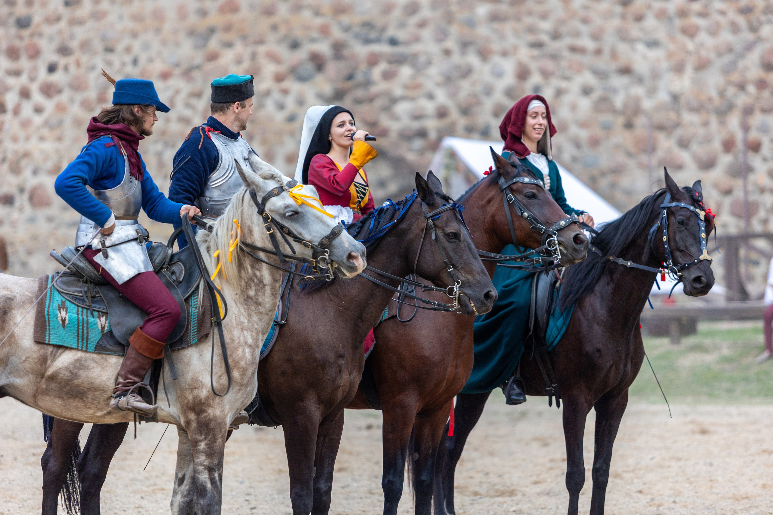 Выступление «Золотой шпоры» на празднике города Лиды. Профессиональный интерьерный и репортажный фотограф Минск и РБ. Максим Орлов