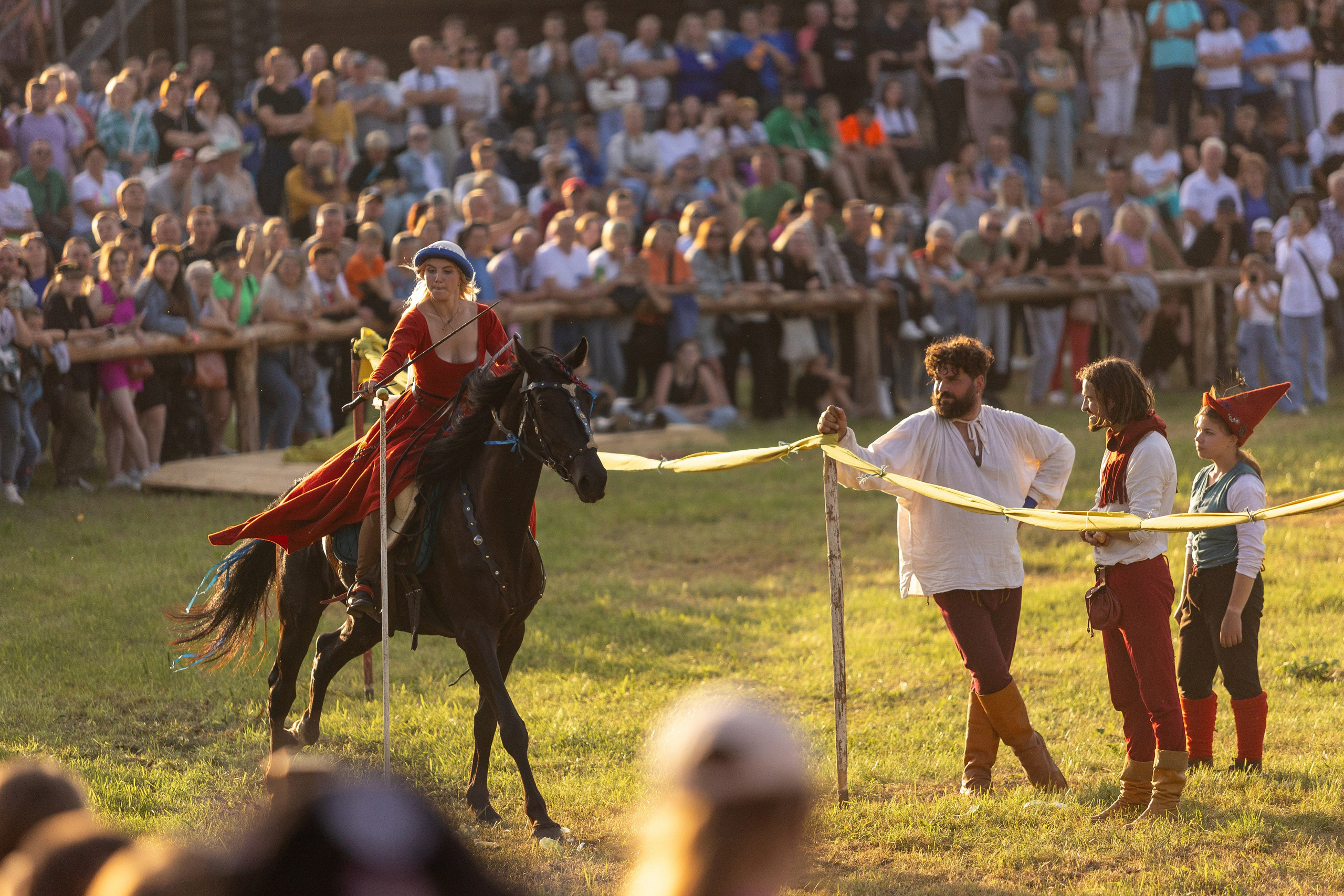 Рыцарский фест. Мстиславль. Профессиональный интерьерный и репортажный фотограф Минск и РБ. Максим Орлов