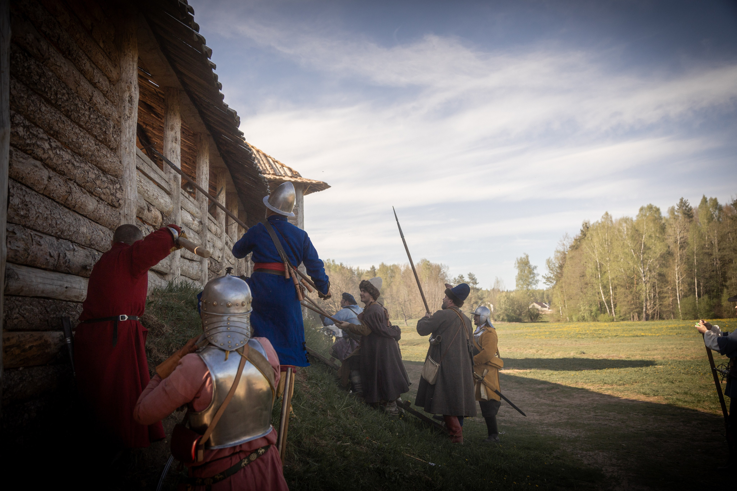 Золотая шпора. Огнем и мечем. День второй. Вылазка в лес. Штурм фортеции. Княжеский пир. Профессиональный интерьерный и репортажный фотограф Минск и РБ. Максим Орлов