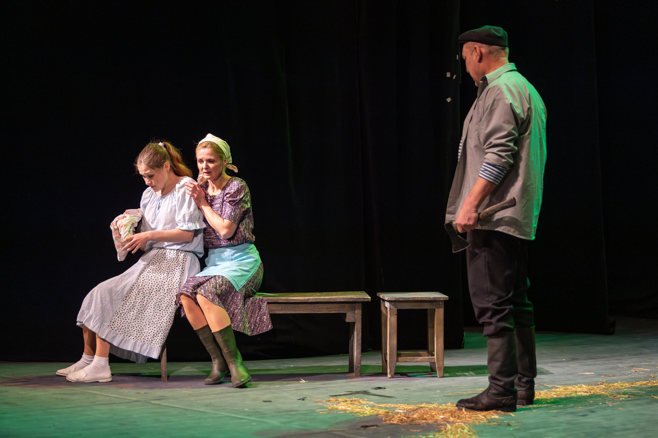 Театр белорусской армии «Очень простая история». Профессиональный интерьерный и репортажный фотограф Минск и РБ. Максим Орлов