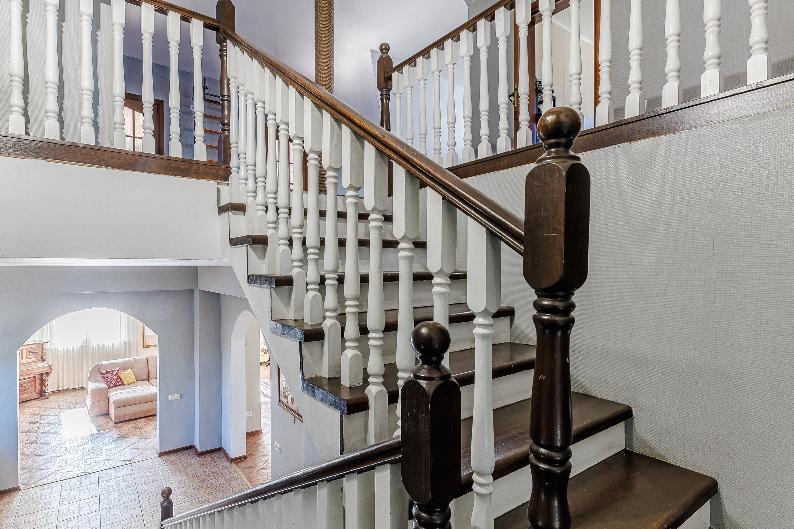 Частный дом. Для продажи. Профессиональный интерьерный и репортажный фотограф Минск и РБ. Максим Орлов