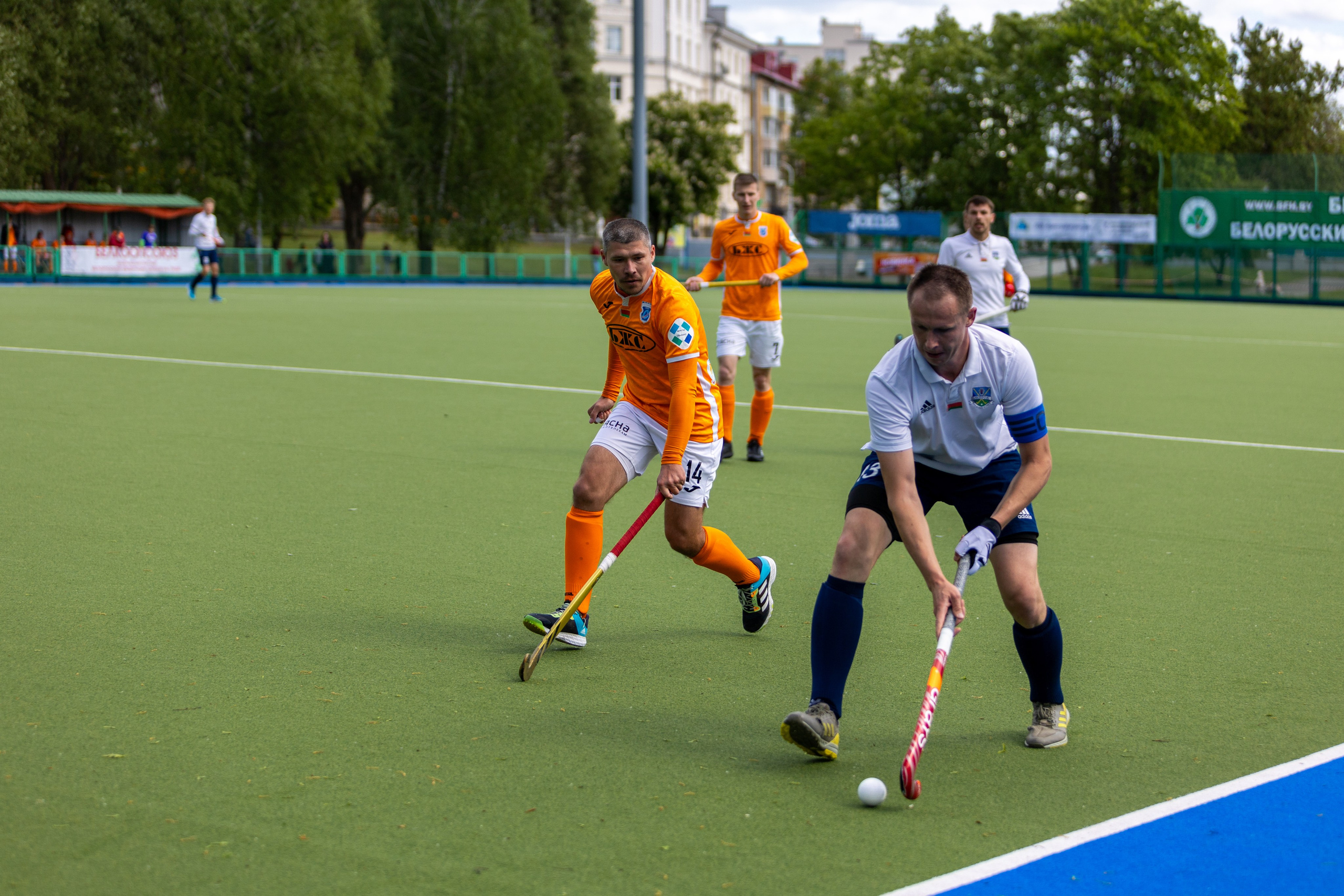 Хоккей на траве. ХК Минск — СК Строитель 11.05.2024. Профессиональный интерьерный и репортажный фотограф Минск и РБ. Максим Орлов
