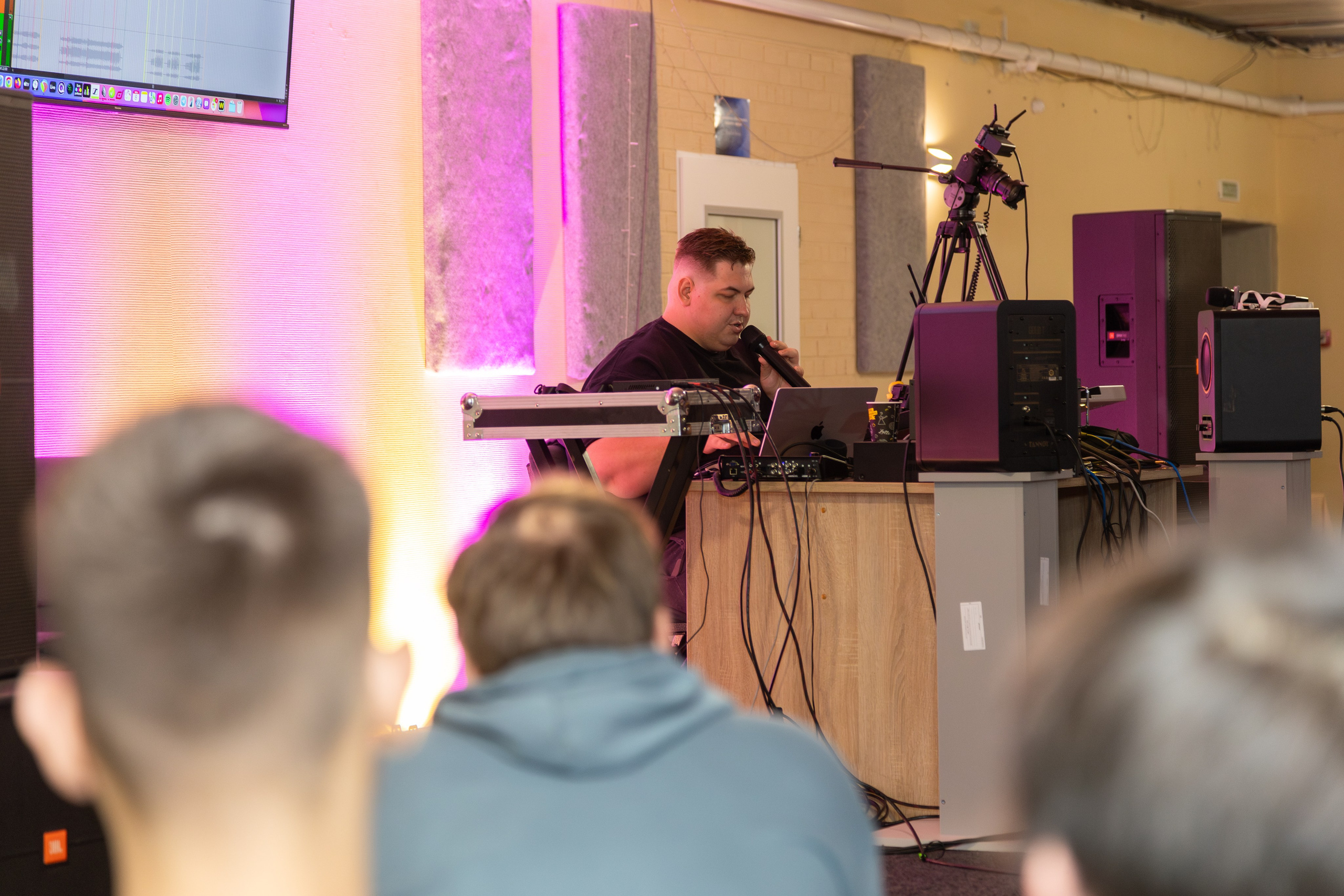 Конференция Medialive 2024. День второй. Профессиональный интерьерный и репортажный фотограф Минск и РБ. Максим Орлов