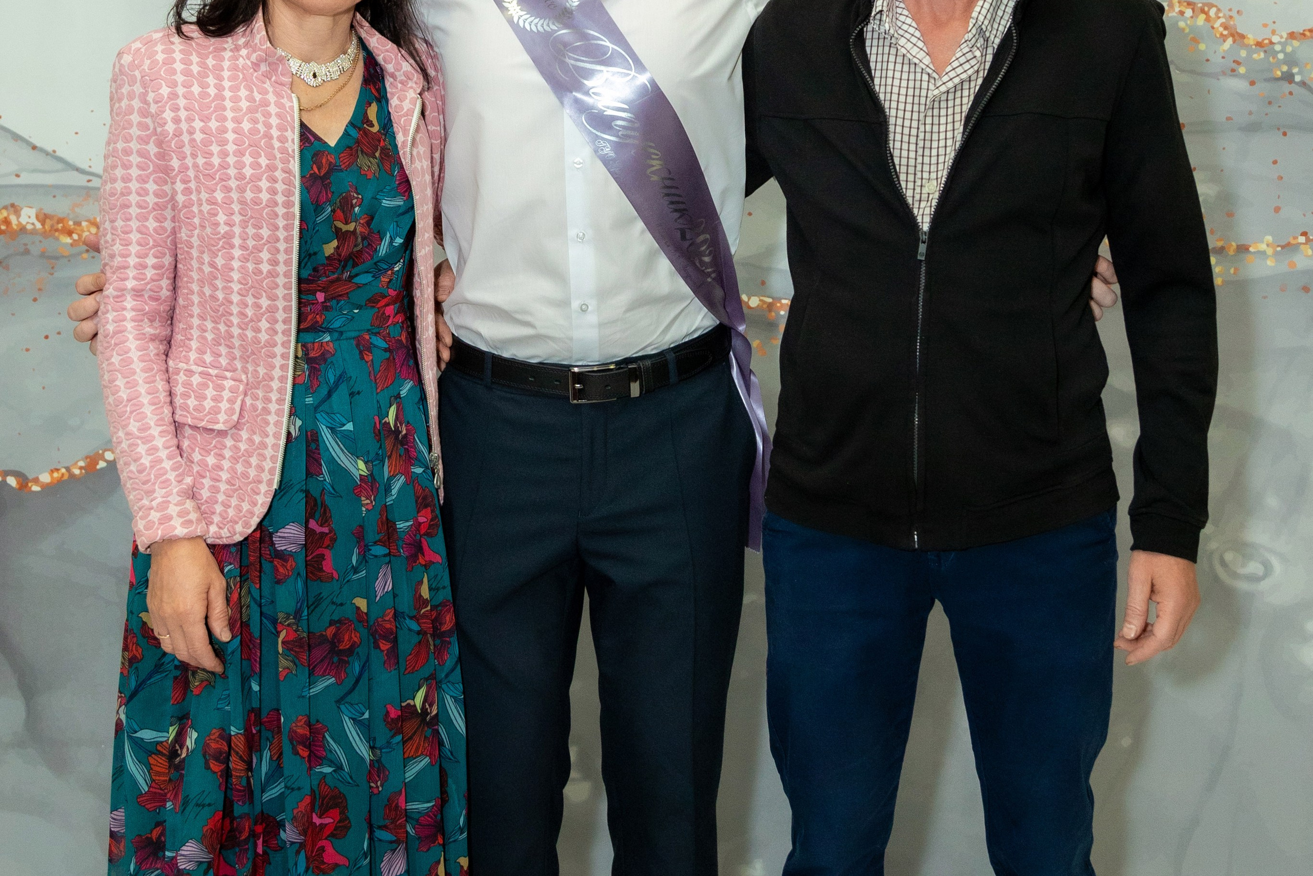 Вручение дипломов. 47 школа. Профессиональный интерьерный и репортажный фотограф Минск и РБ. Максим Орлов