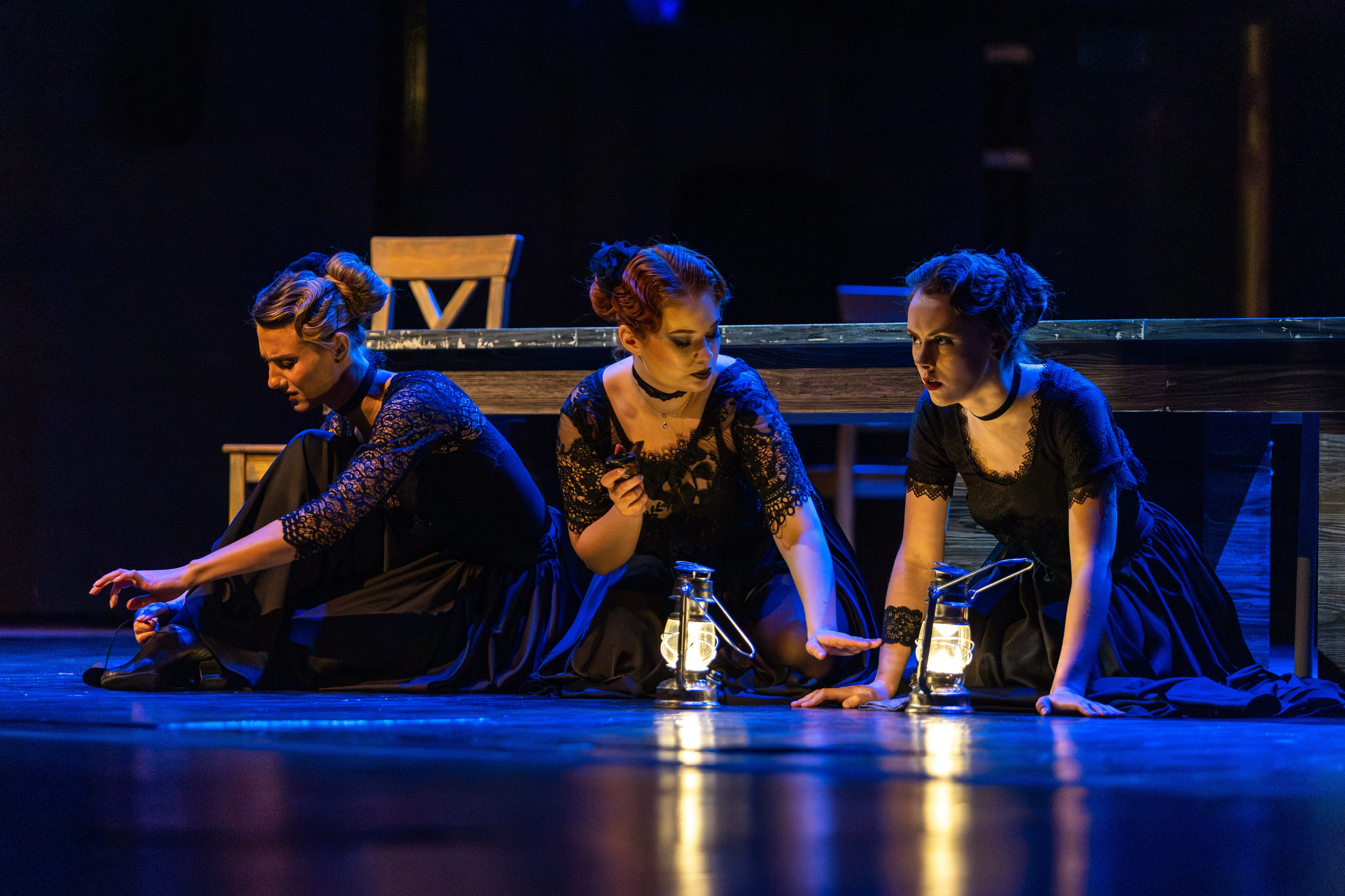 Новый театр «Дом Бернарды Альбы». Профессиональный интерьерный и репортажный фотограф Минск и РБ. Максим Орлов