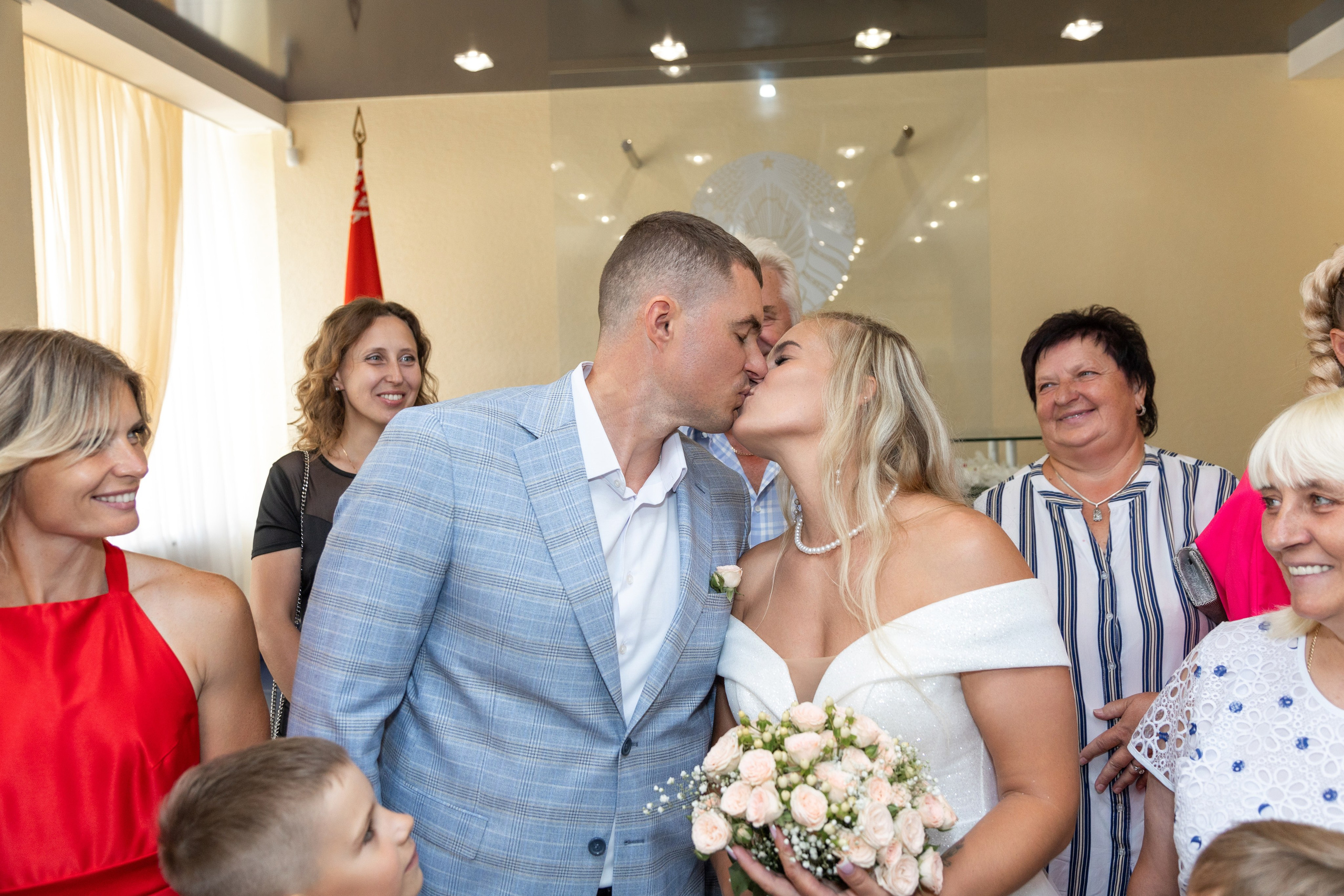 Свадебная фотосессия Дениса и Юли. Профессиональный интерьерный и репортажный фотограф Минск и РБ. Максим Орлов