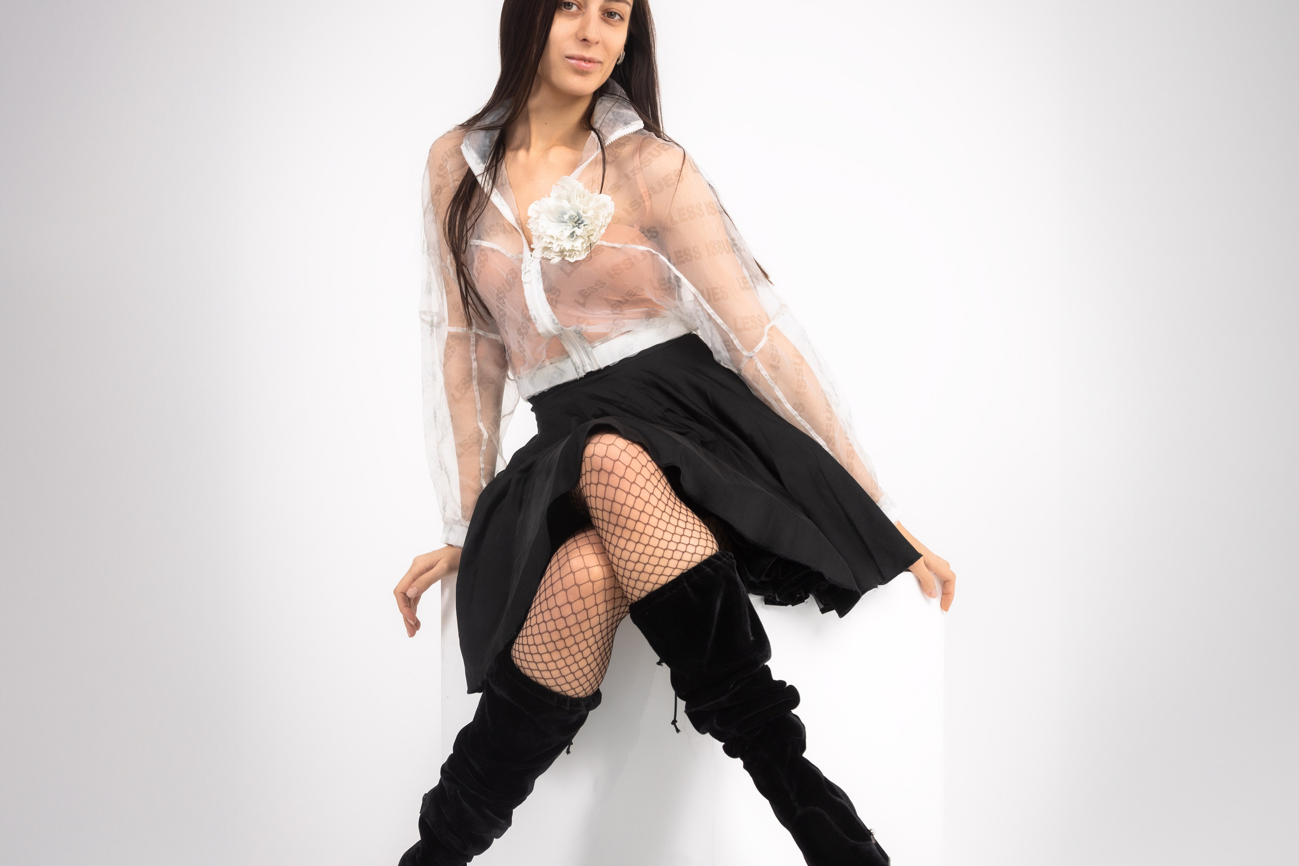 Фотосъемка одежды Юлии Калашниковой. Профессиональный интерьерный и репортажный фотограф Минск и РБ. Максим Орлов