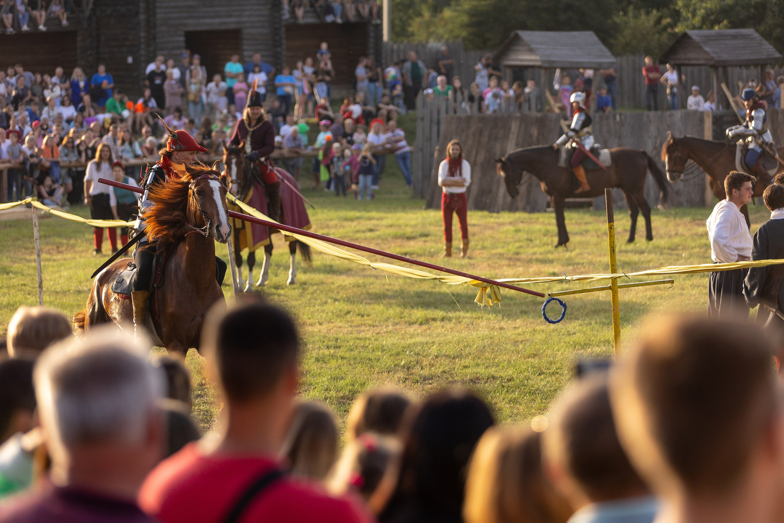 Рыцарский фест. Мстиславль. Профессиональный интерьерный и репортажный фотограф Минск и РБ. Максим Орлов