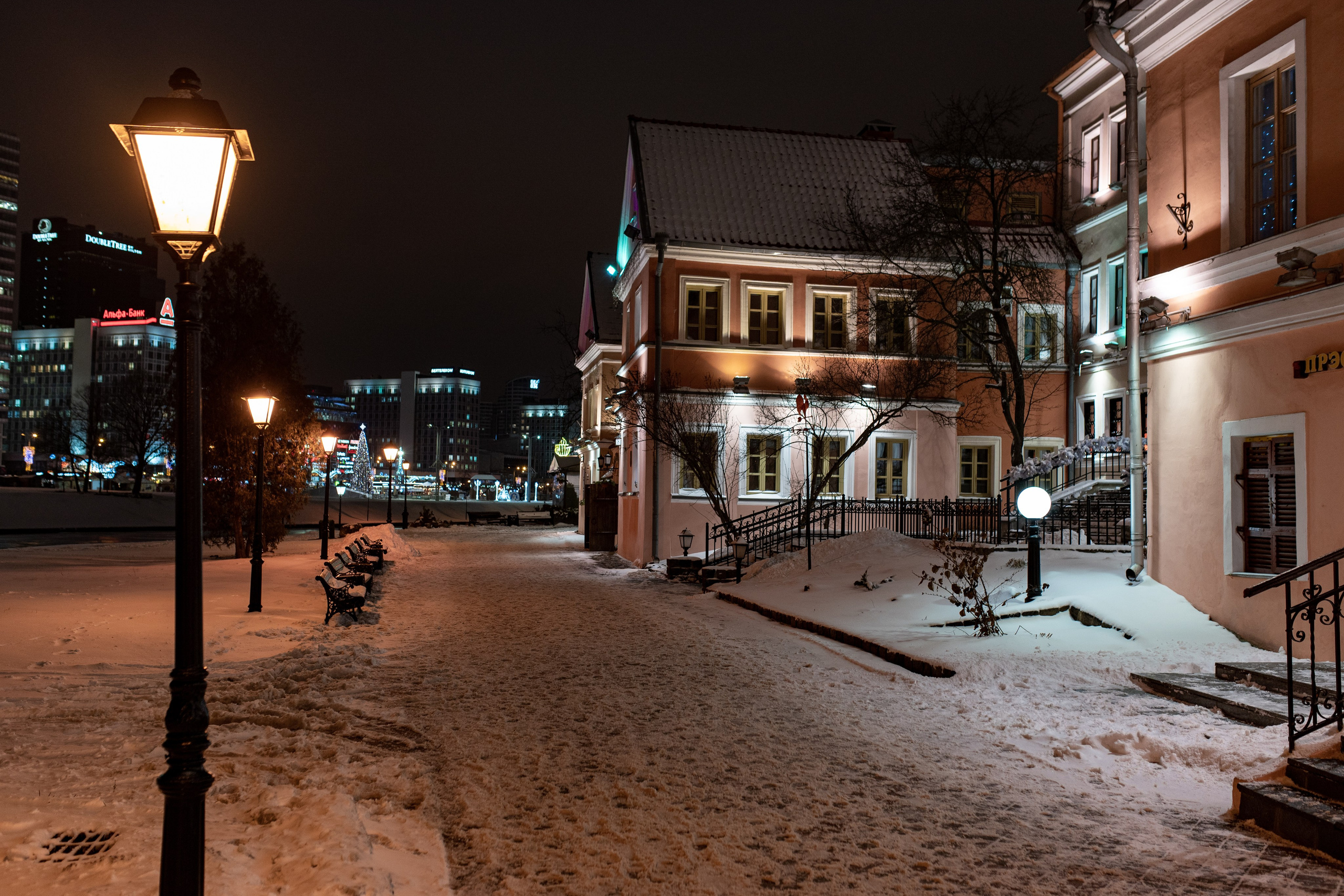 Фотосъемка на улицах. Профессиональный интерьерный и репортажный фотограф Минск и РБ. Максим Орлов