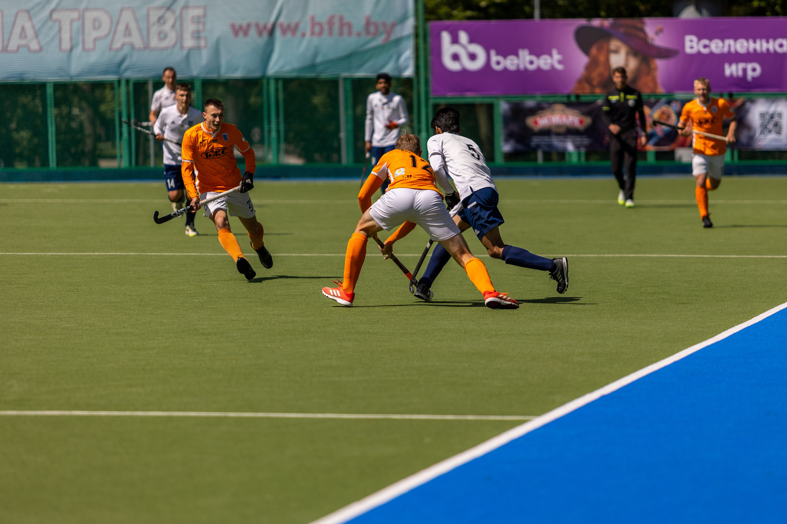 Хоккей на траве. ХК Минск — СК Строитель 12.05.2024. Профессиональный интерьерный и репортажный фотограф Минск и РБ. Максим Орлов