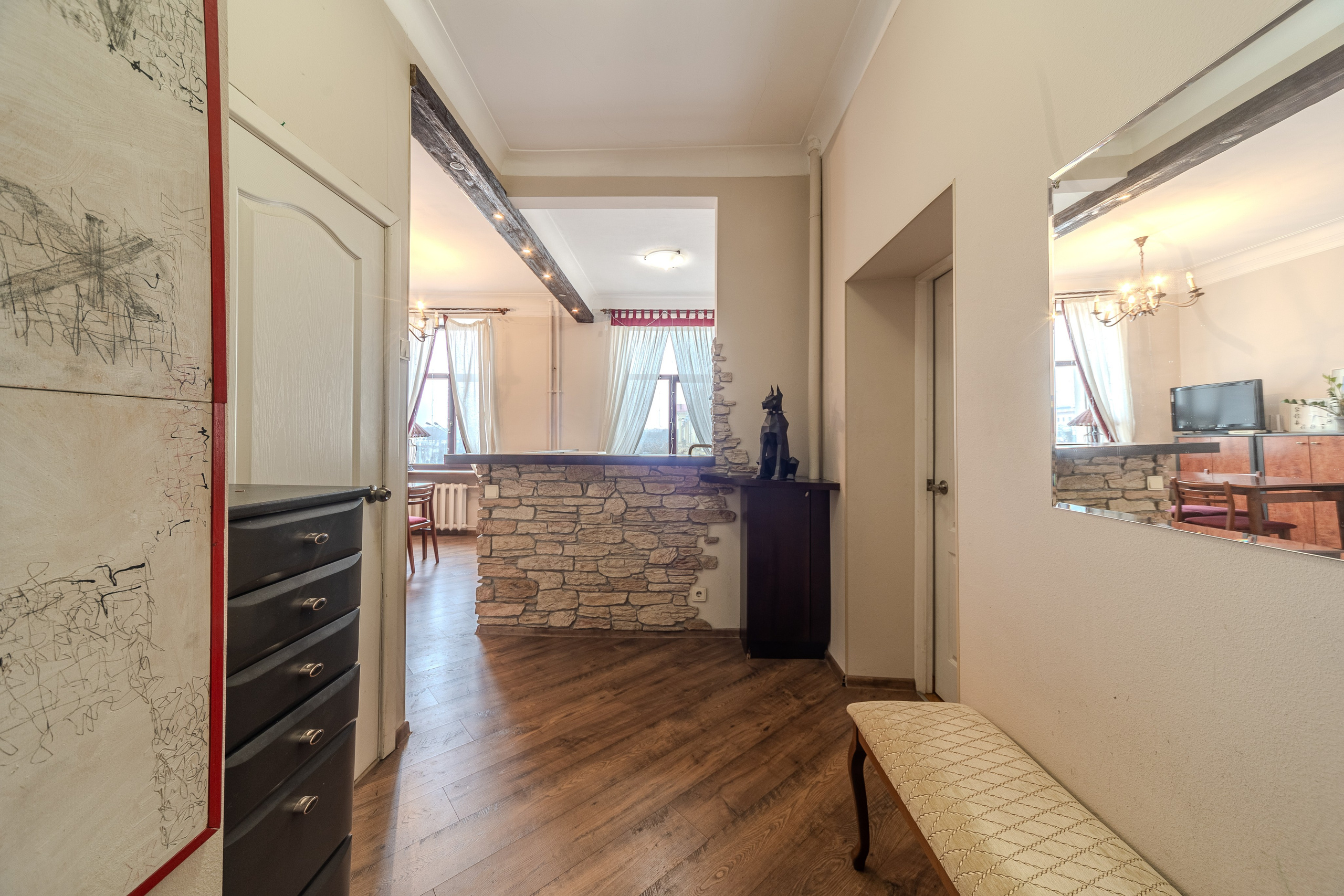 Пр. Независимости 37. Для продажи. Профессиональный интерьерный и репортажный фотограф Минск и РБ. Максим Орлов