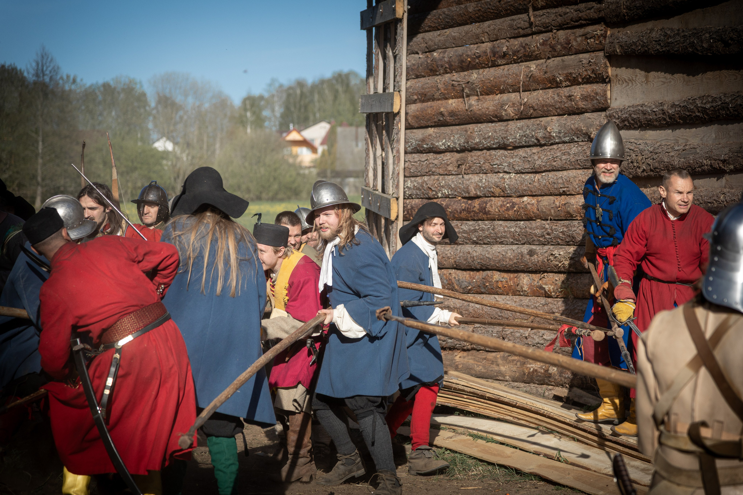 Золотая шпора. Огнем и мечем. День второй. Вылазка в лес. Штурм фортеции. Княжеский пир. Профессиональный интерьерный и репортажный фотограф Минск и РБ. Максим Орлов