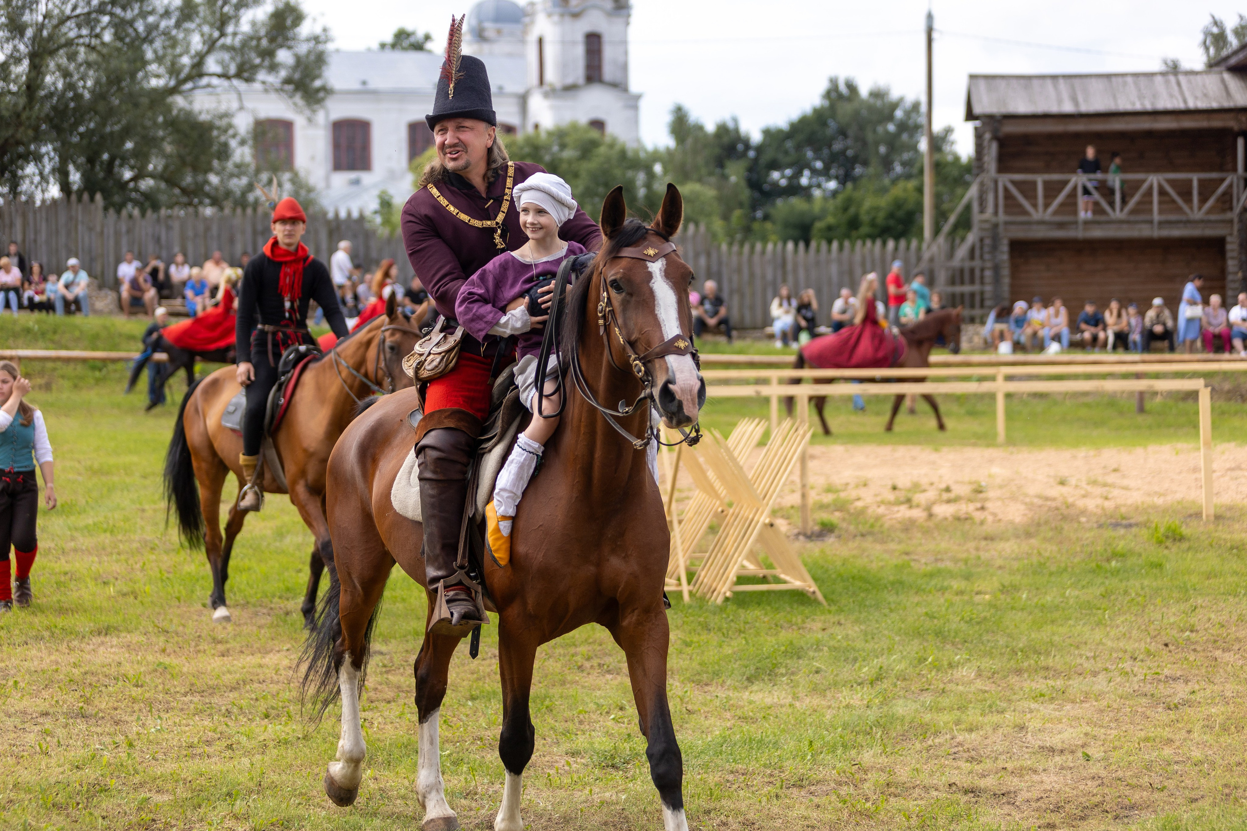 Рыцарский фест. Мстиславль. Профессиональный интерьерный и репортажный фотограф Минск и РБ. Максим Орлов