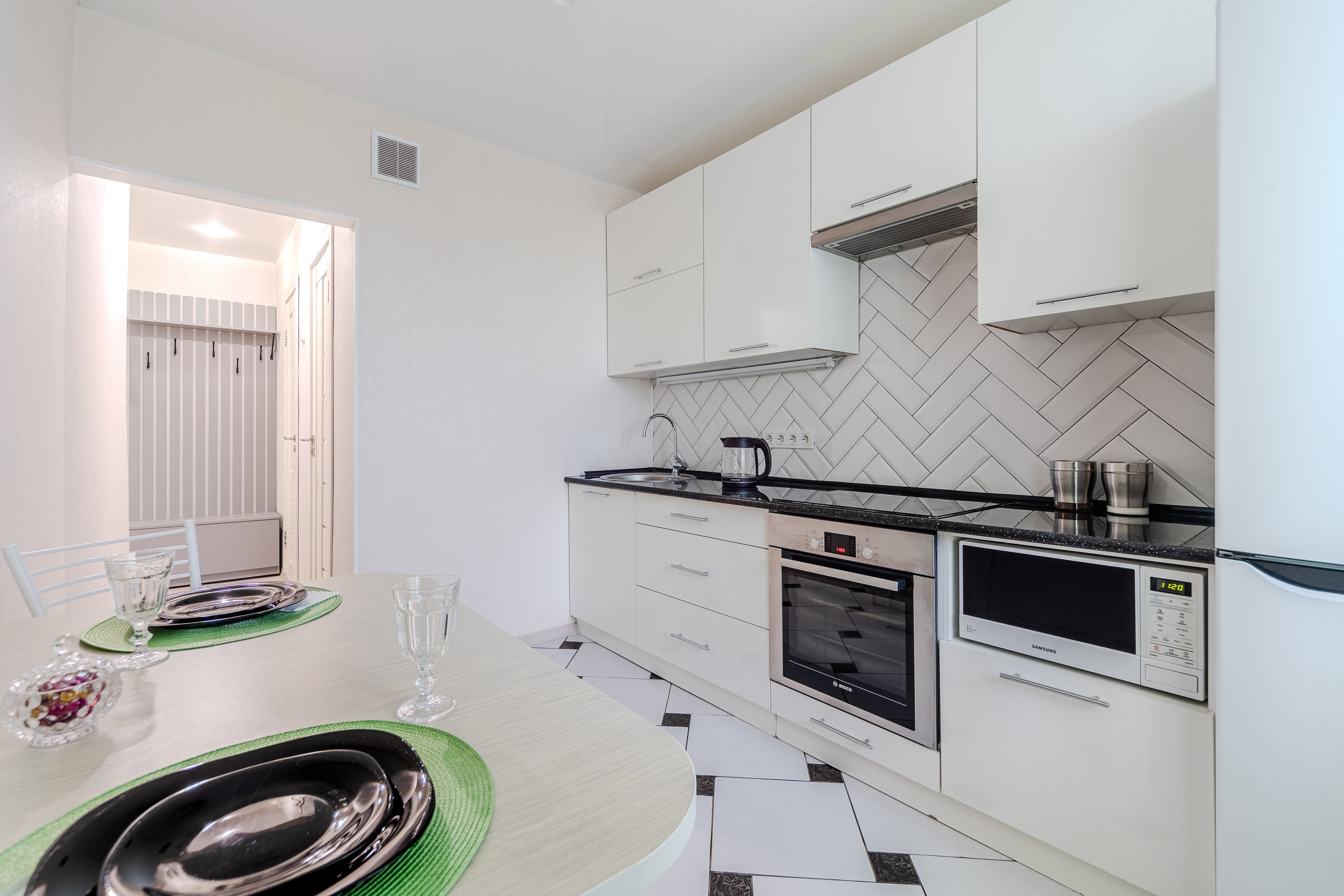 Пр. Пушкина 81. Эконом вариант. Профессиональный интерьерный и репортажный фотограф Минск и РБ. Максим Орлов