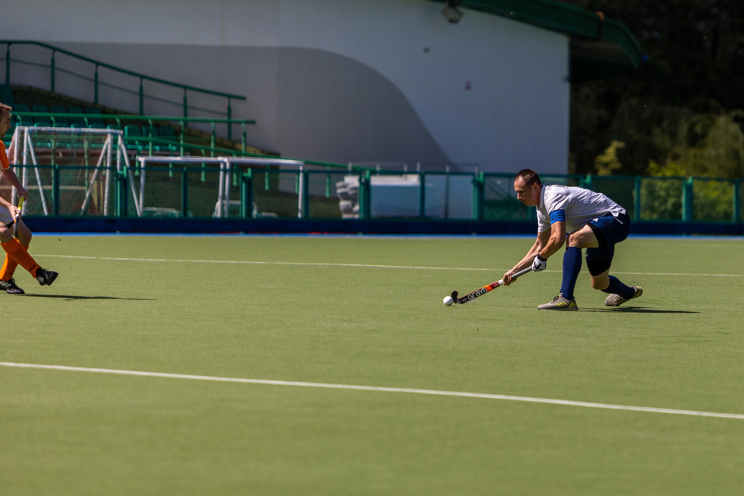 Хоккей на траве. ХК Минск — СК Строитель 12.05.2024. Профессиональный интерьерный и репортажный фотограф Минск и РБ. Максим Орлов