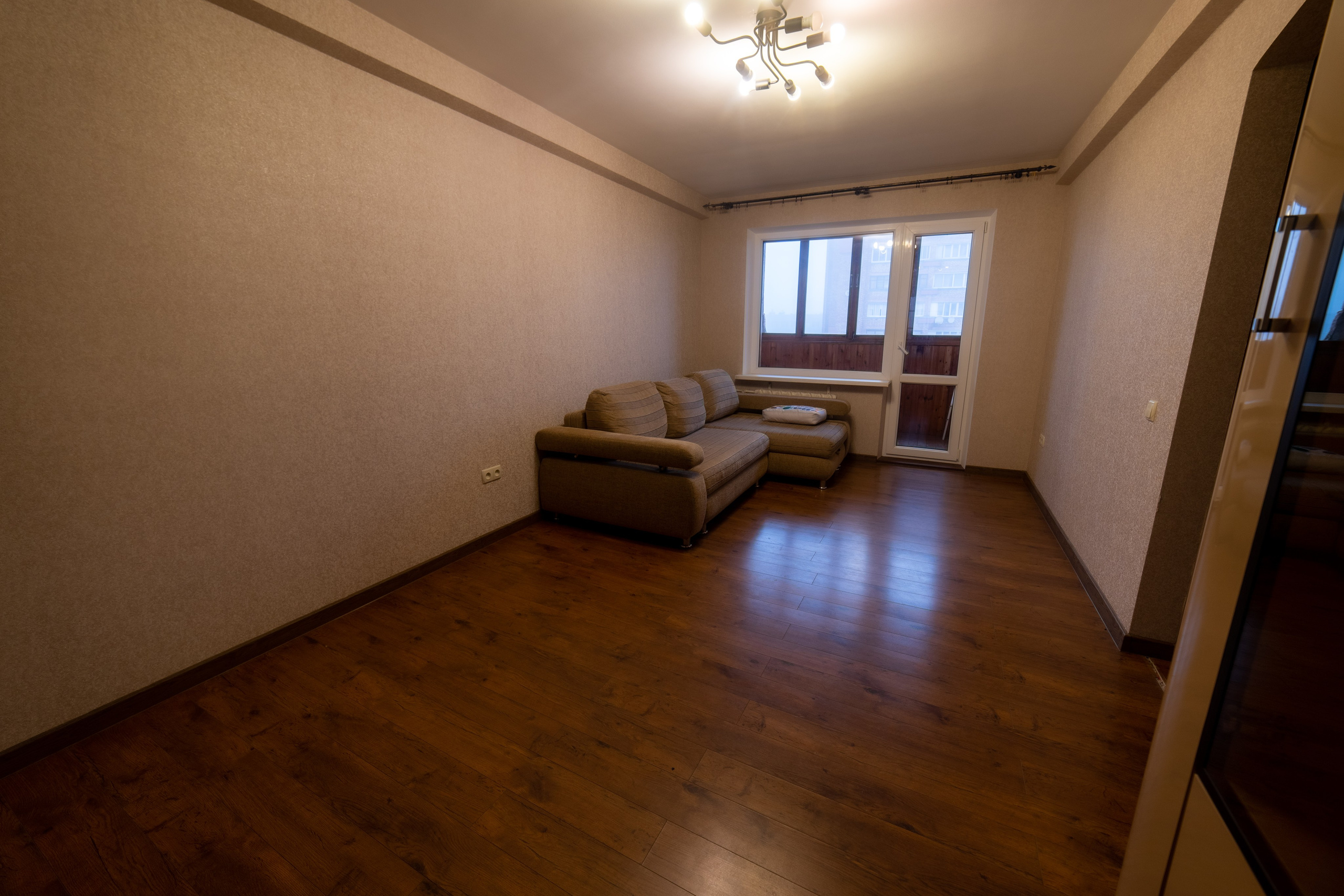 Дунина-Марцинкевича 4. Суперэконом вариант. Профессиональный интерьерный и репортажный фотограф Минск и РБ. Максим Орлов