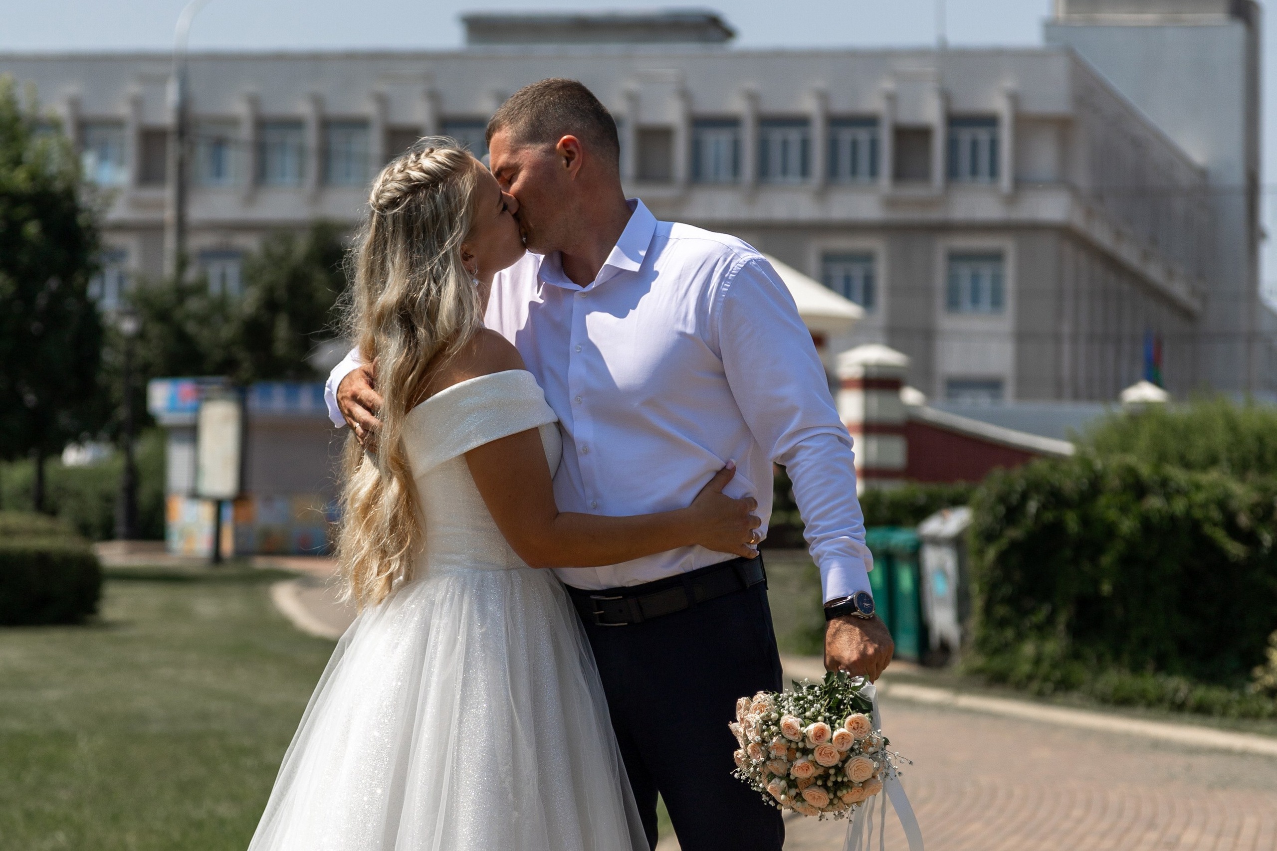 Свадебная фотосессия Дениса и Юли. Профессиональный интерьерный и репортажный фотограф Минск и РБ. Максим Орлов