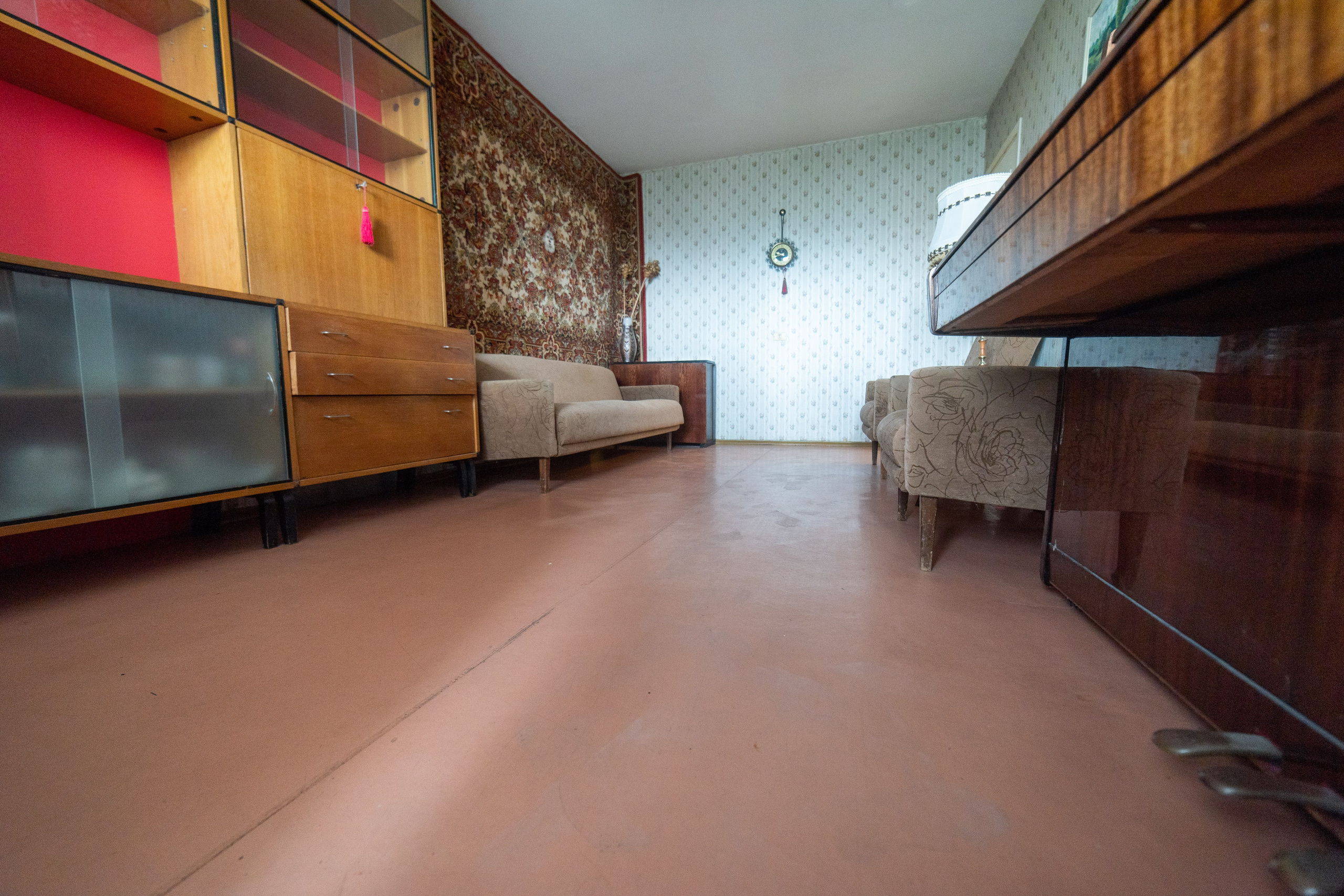 Пр. Газеты Звезда. Слабонервным не смотреть.Суперэконом вариант. Профессиональный интерьерный и репортажный фотограф Минск и РБ. Максим Орлов