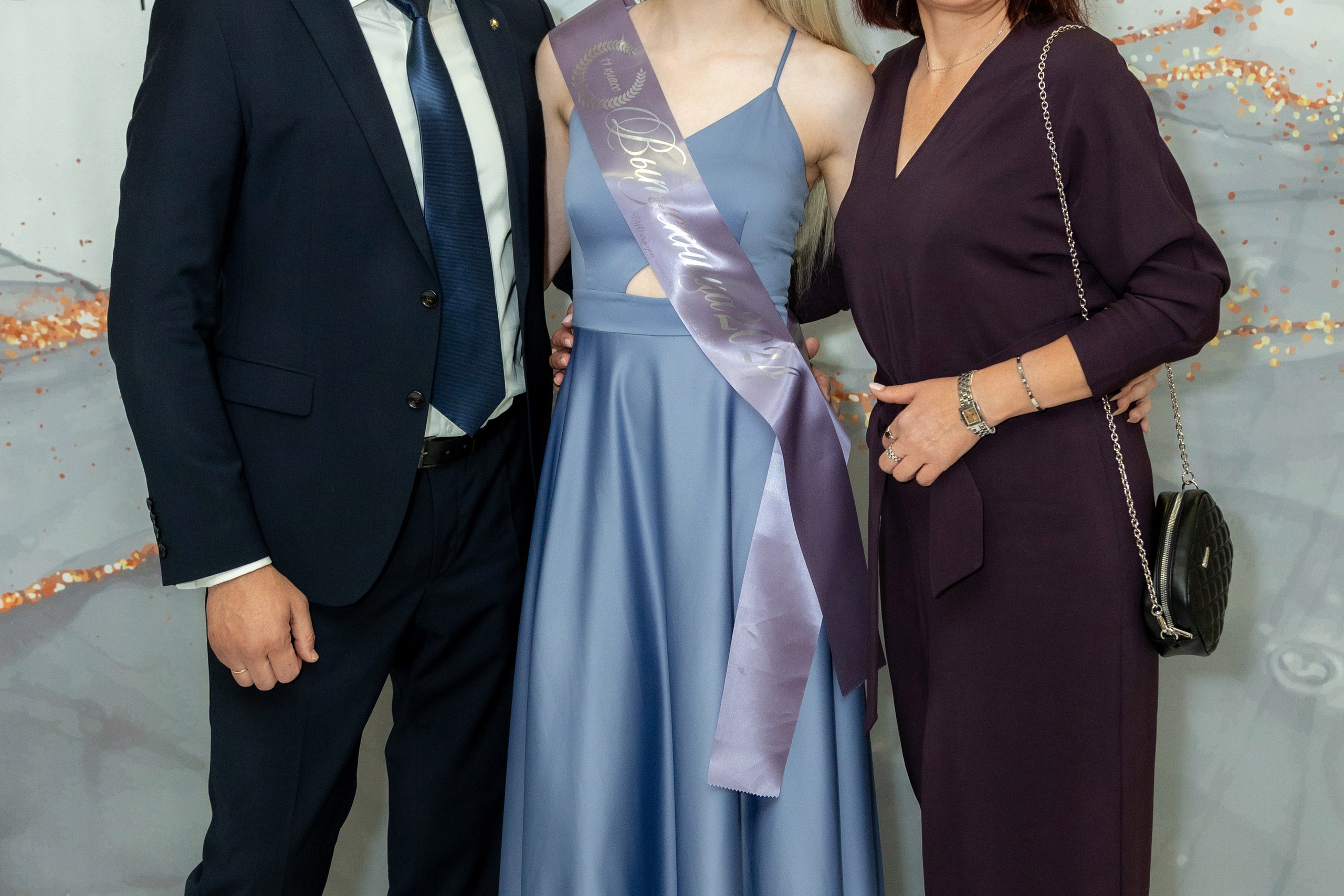 Вручение дипломов. 47 школа. Профессиональный интерьерный и репортажный фотограф Минск и РБ. Максим Орлов