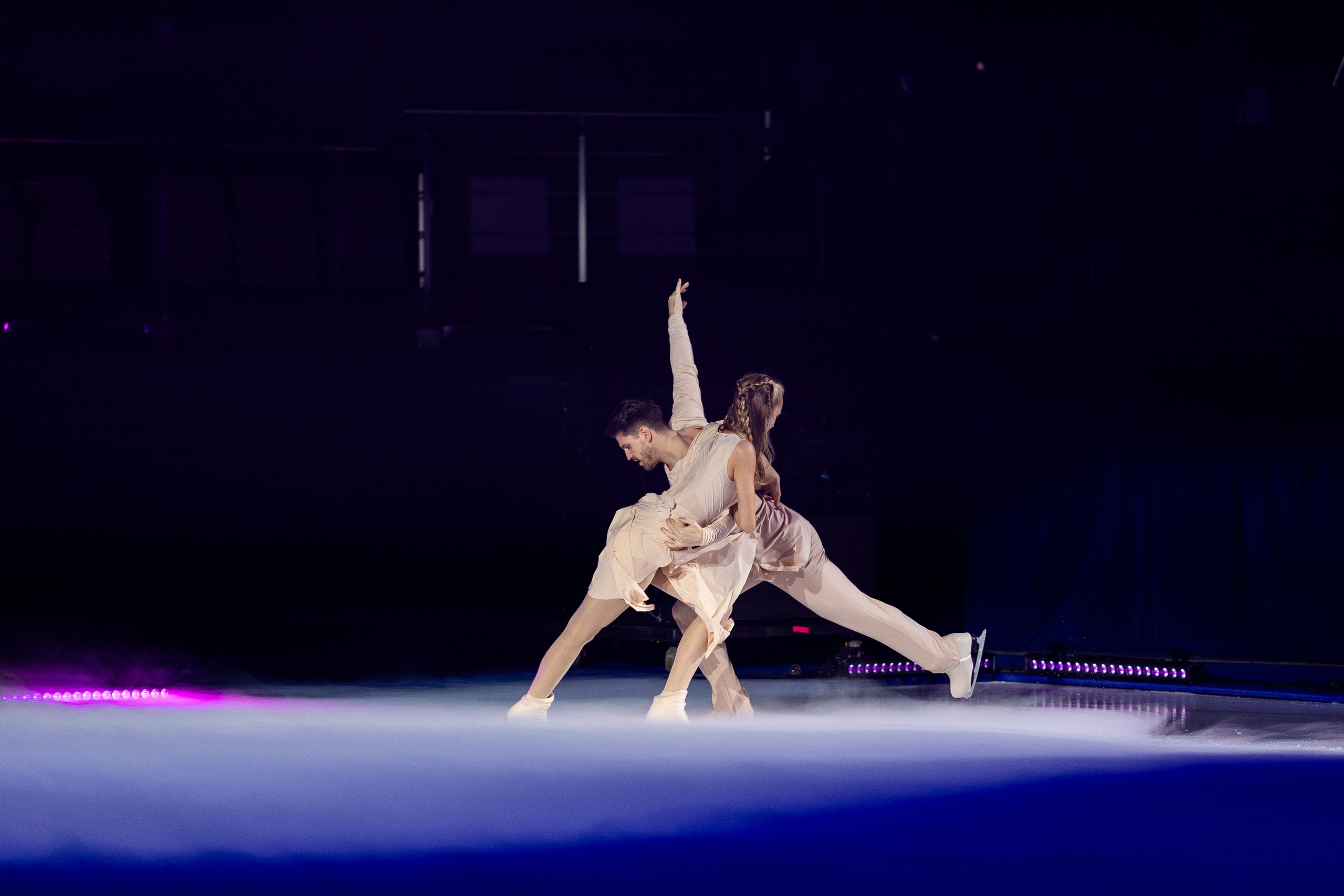 Ледовое шоу Ильи Авербуха 30.03.2024. Профессиональный интерьерный и репортажный фотограф Минск и РБ. Максим Орлов