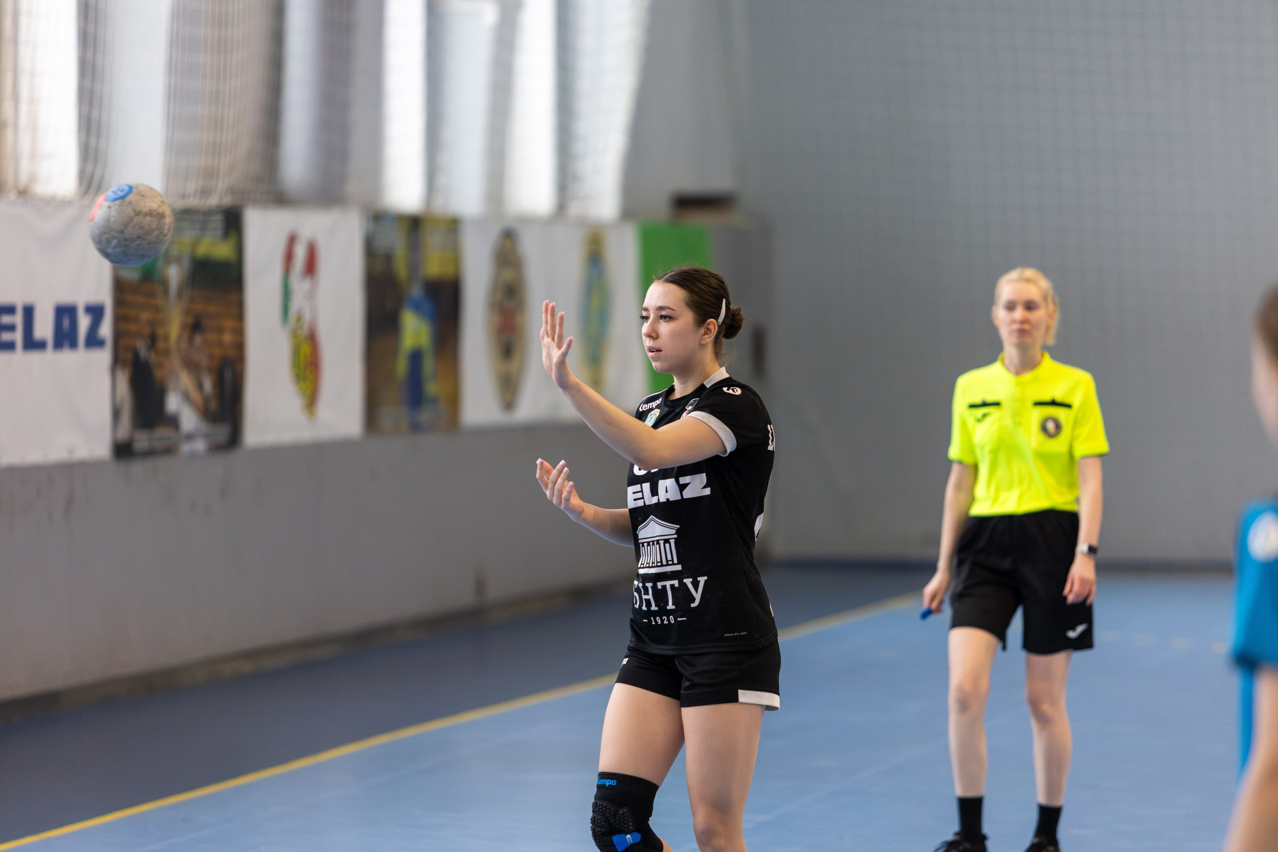 Гандбол. Лучшие кадры. БНТУ — Витебчанка. Профессиональный интерьерный и репортажный фотограф Минск и РБ. Максим Орлов