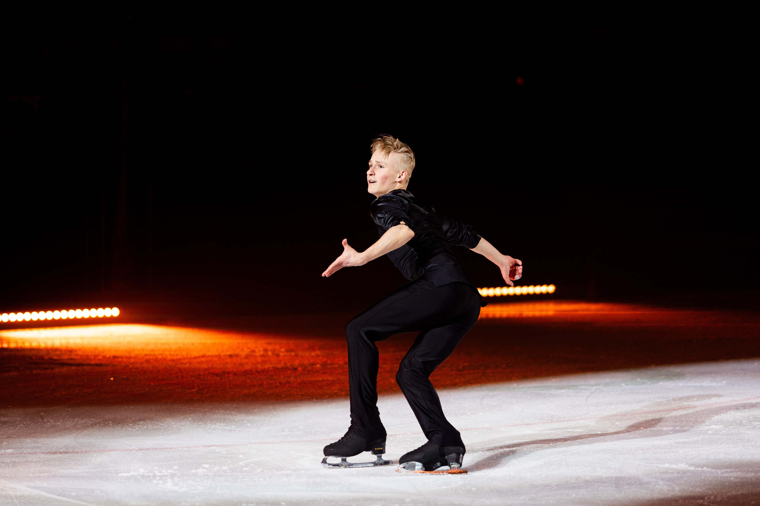 Ледовое шоу Ильи Авербуха 30.03.2024. Профессиональный интерьерный и репортажный фотограф Минск и РБ. Максим Орлов