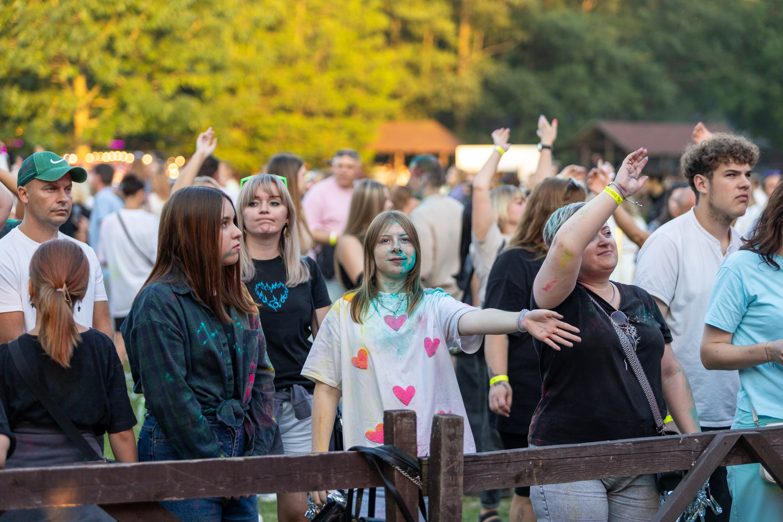 Дискохит. Профессиональный интерьерный и репортажный фотограф Минск и РБ. Максим Орлов