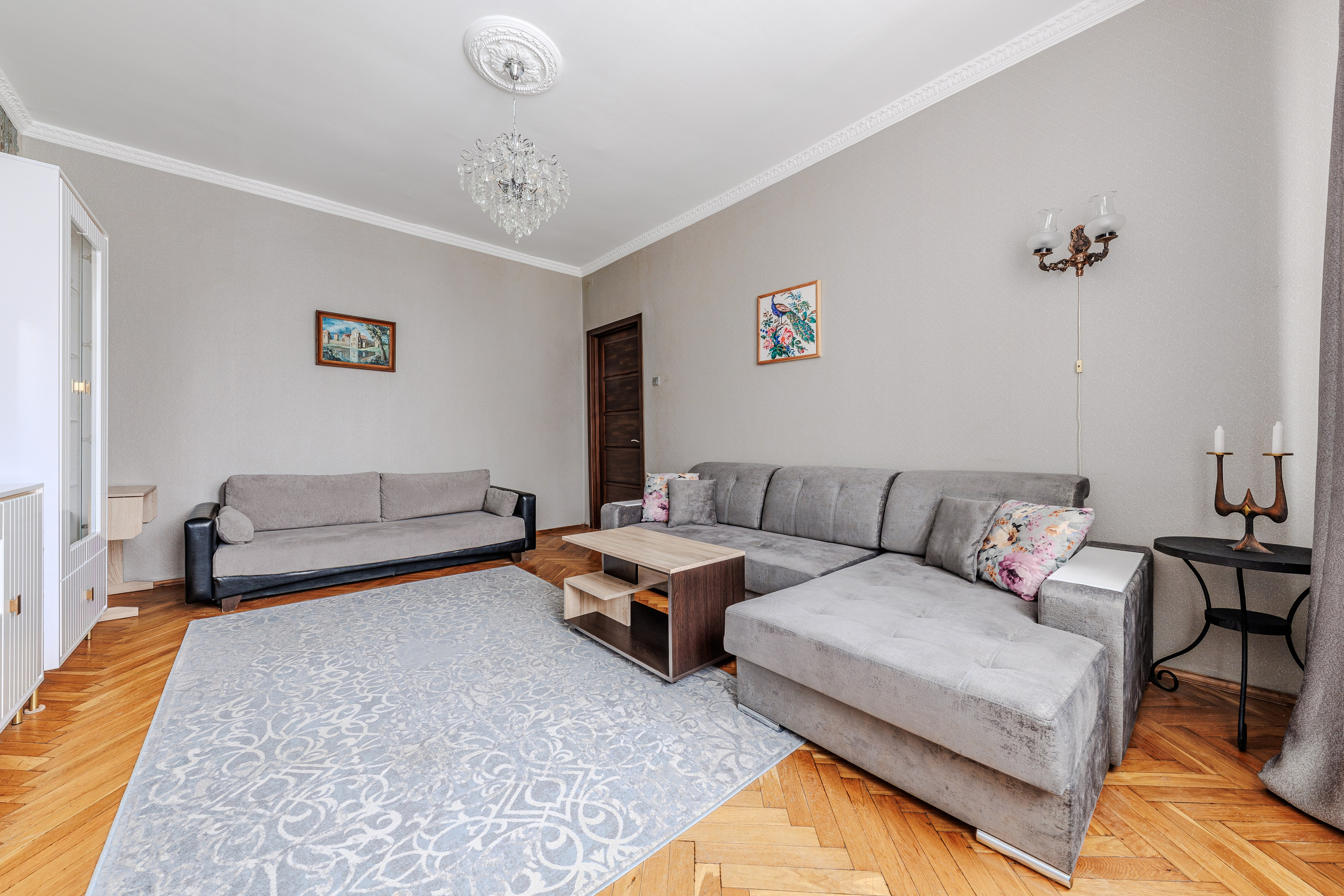 Квартира для сдачи посуточно по ул. Купалы 11. Профессиональный интерьерный и репортажный фотограф Минск и РБ. Максим Орлов